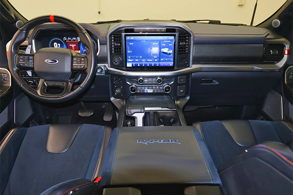 2022 Ford F-150 Raptor dashboard interior