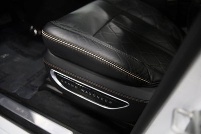 2025 Jeep Grand Wagoneer L Series III Obsidian