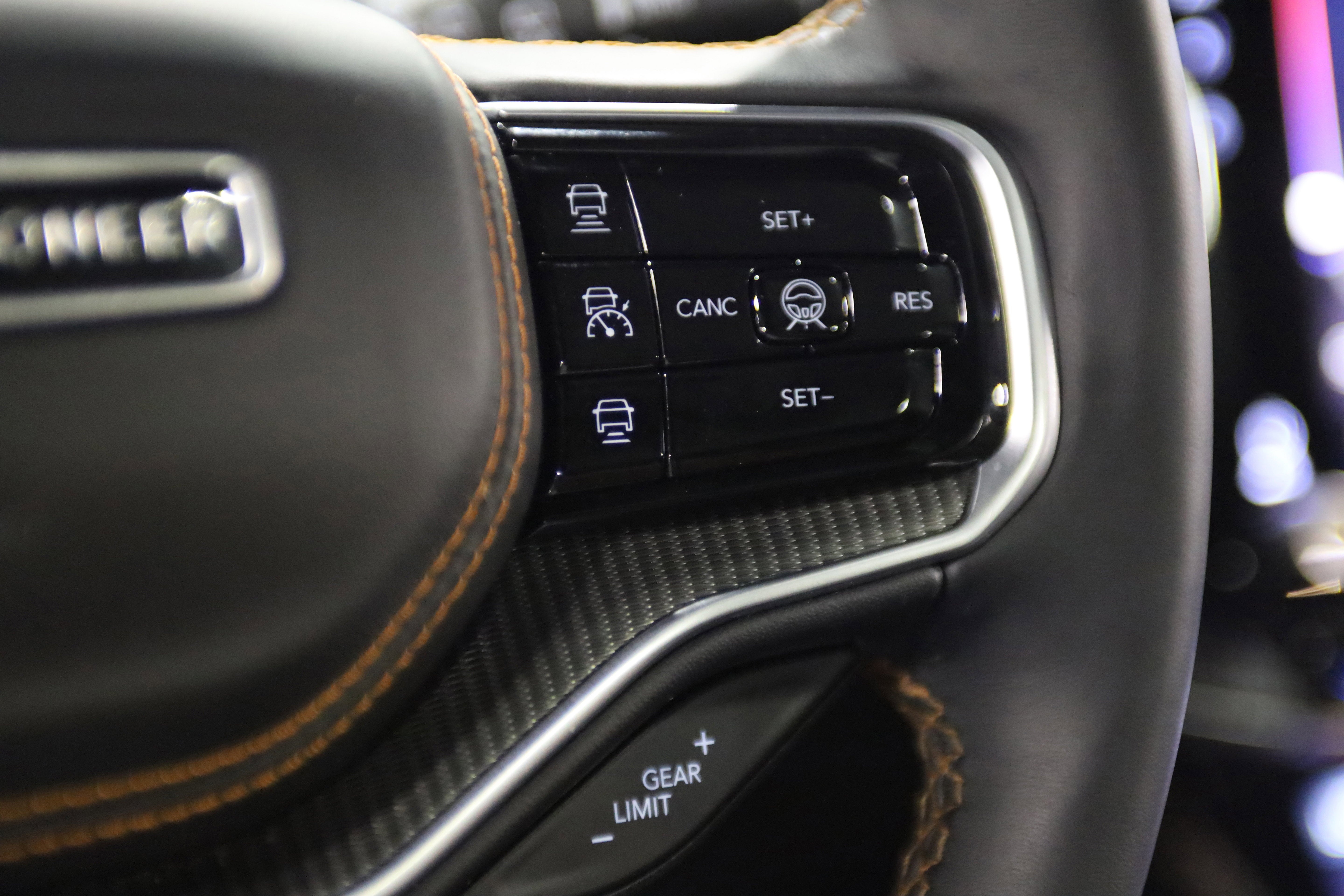 2025 Jeep Grand Wagoneer L Series III Obsidian