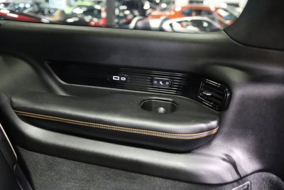 2025 Jeep Grand Wagoneer L Series III Obsidian