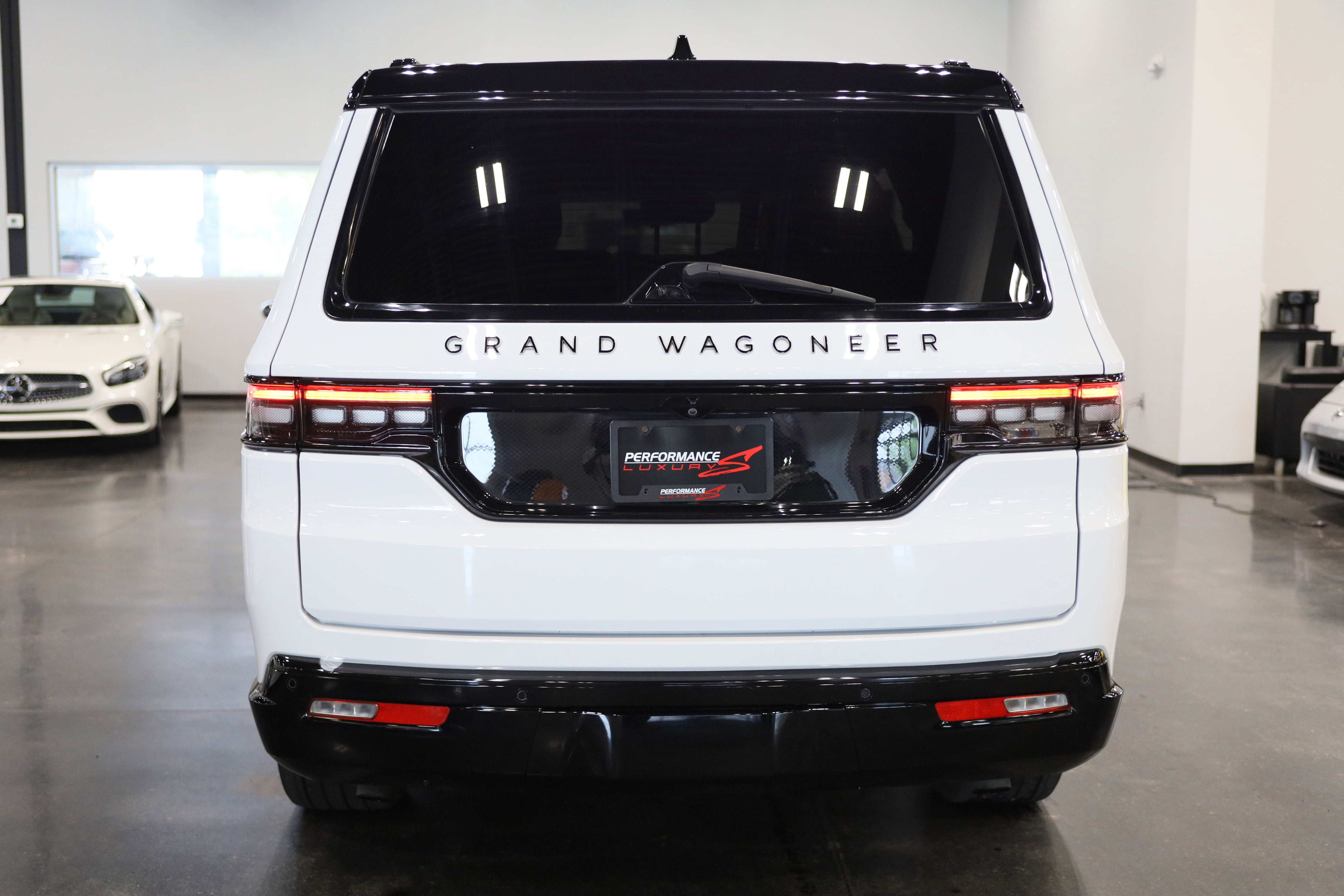 2025 Jeep Grand Wagoneer L Series III Obsidian