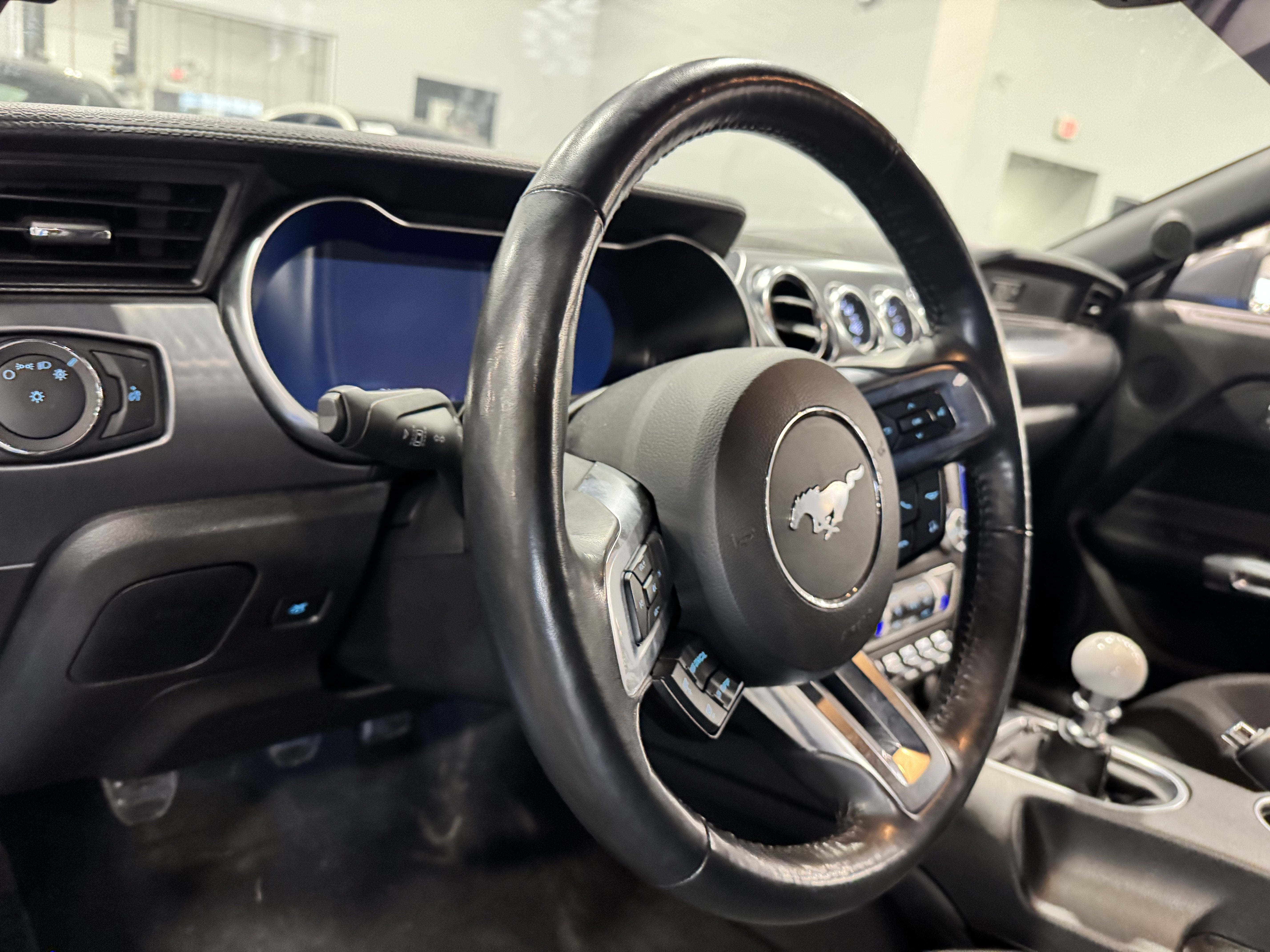 2022 Ford Mustang Mach 1