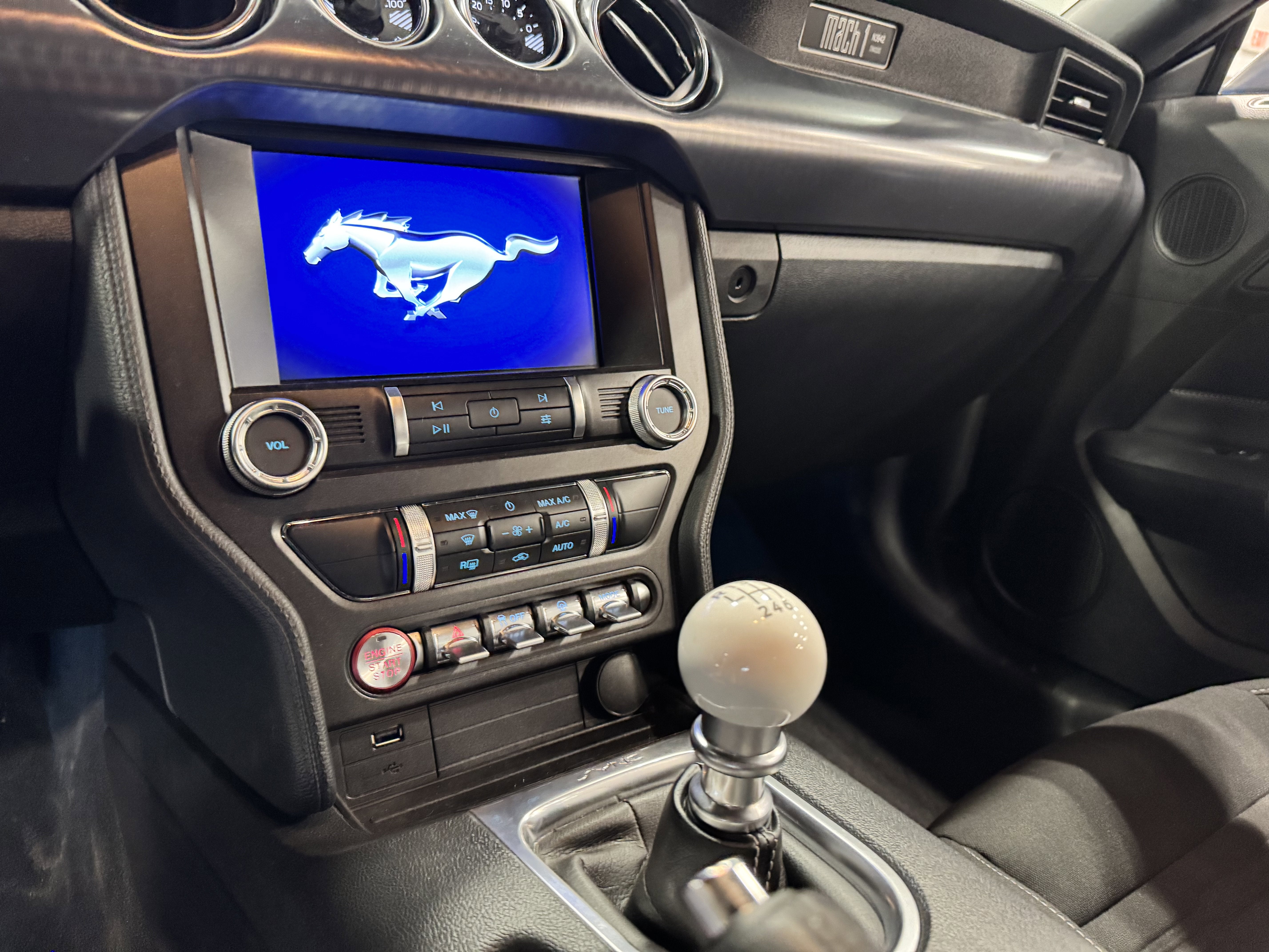2022 Ford Mustang Mach 1