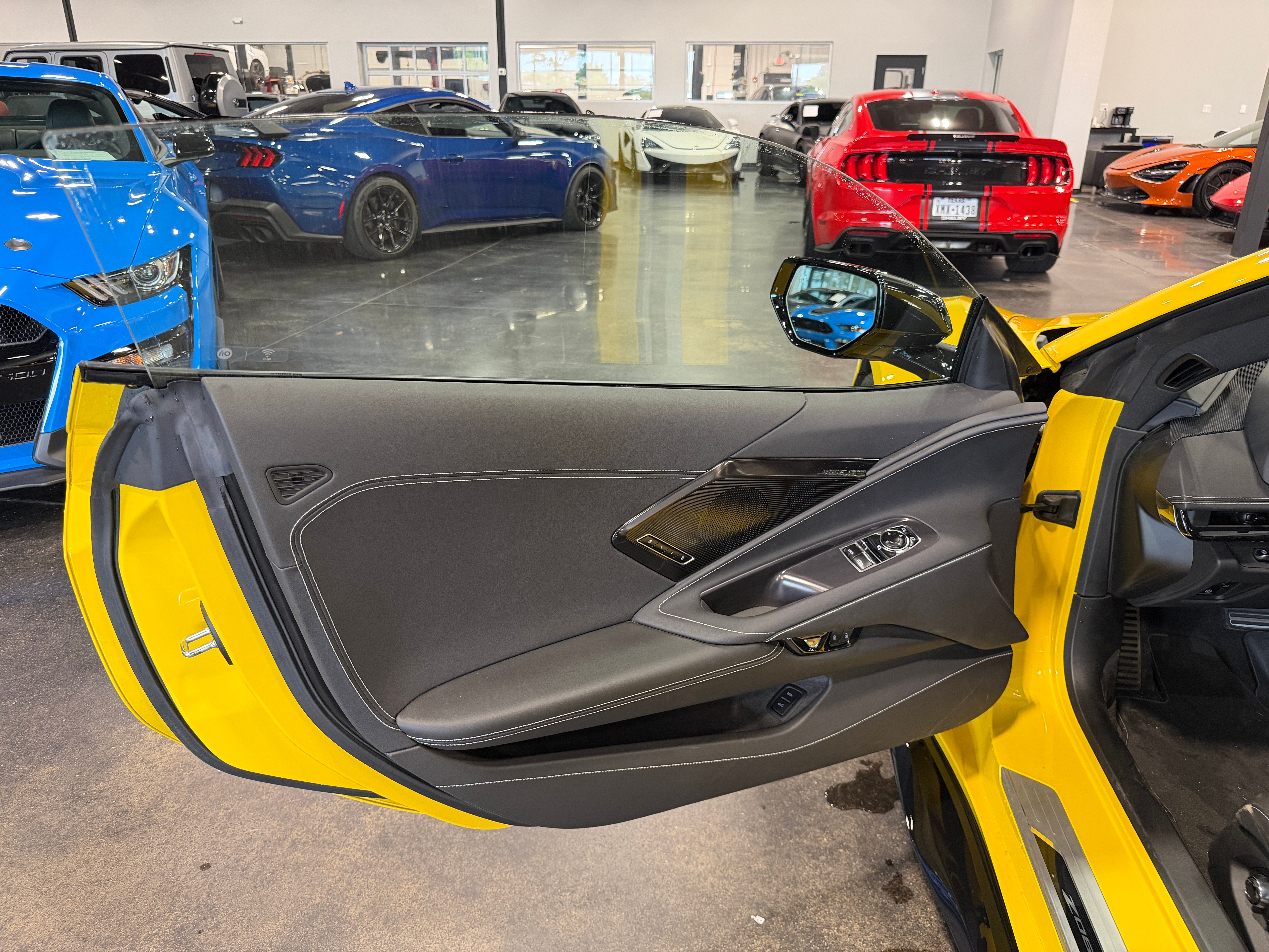 2025 Chevrolet Corvette Z06 2LZ w/ Z07 Performance Package