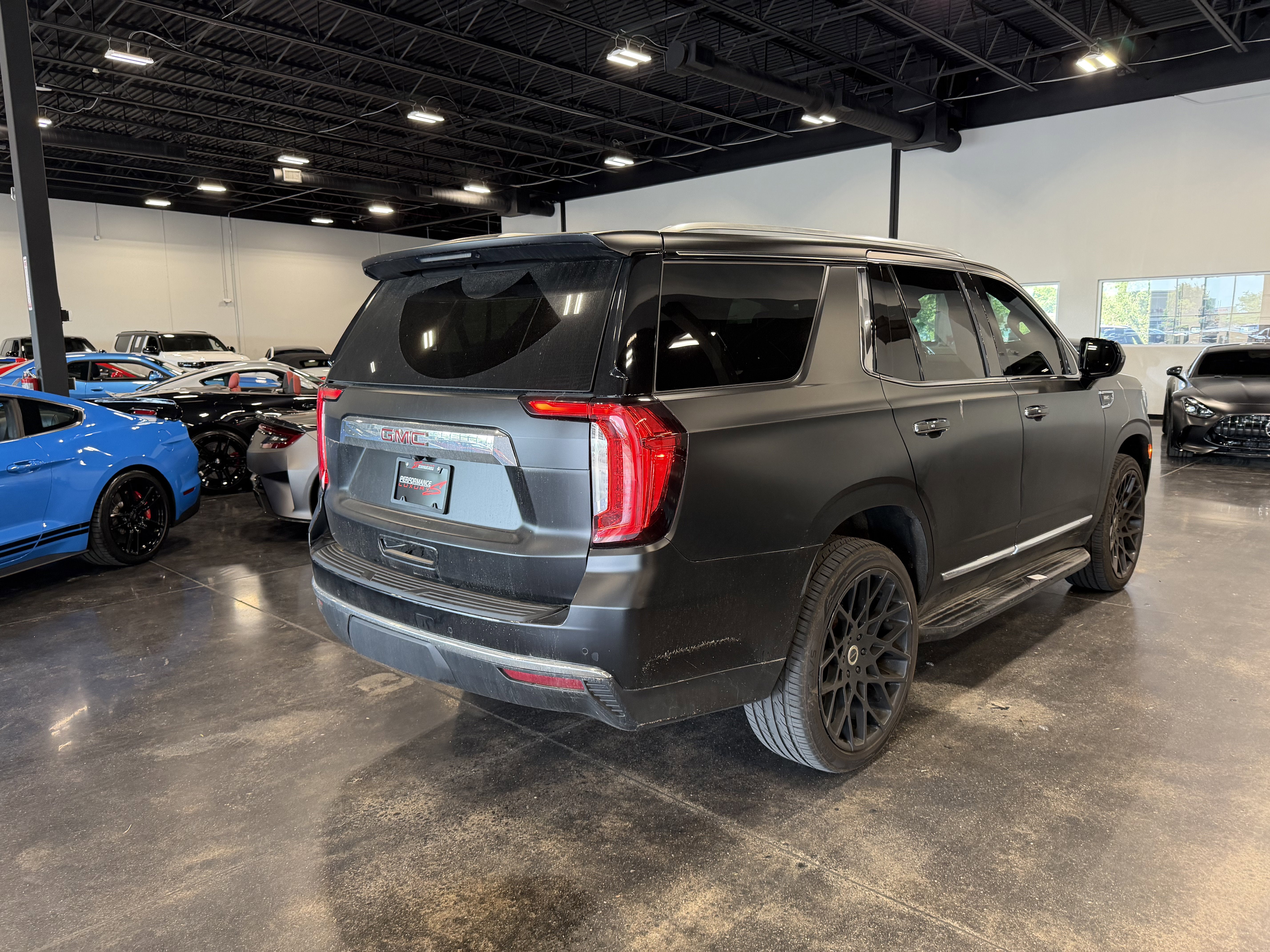 2022 GMC Yukon SLT