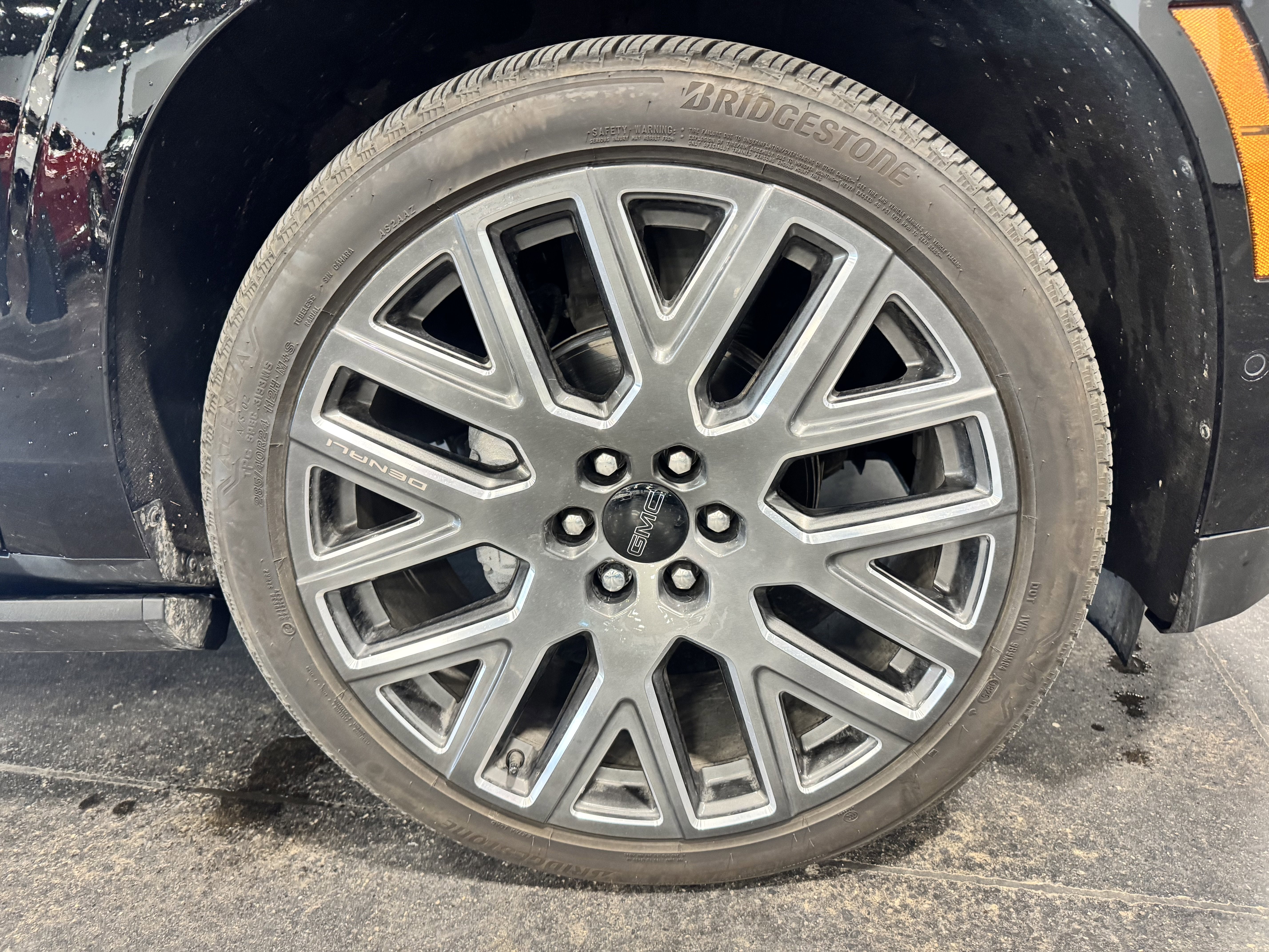 2025 GMC Yukon XL Denali Ultimate