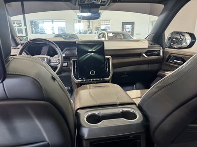 2025 GMC Yukon XL Denali Ultimate