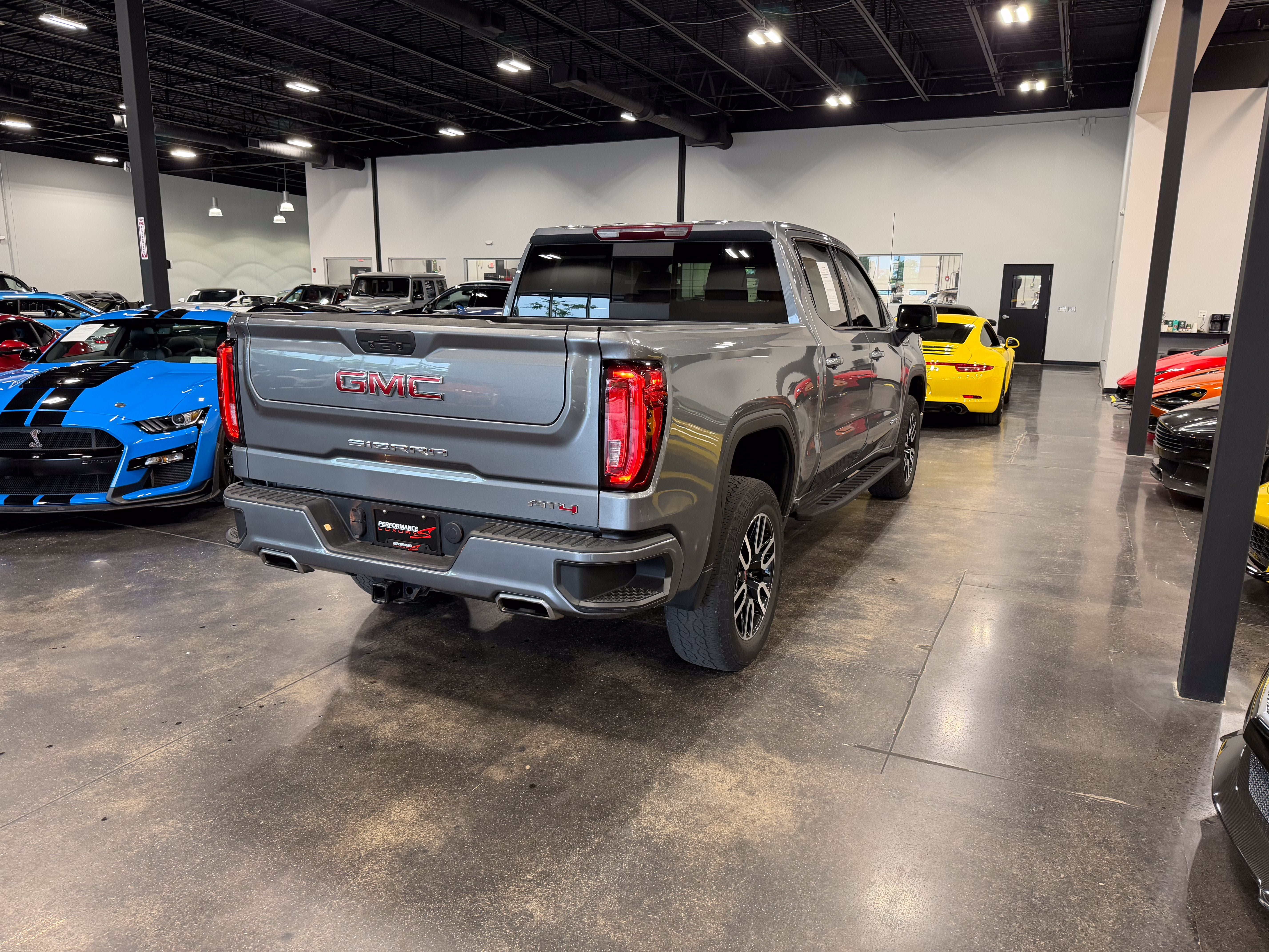 2022 GMC Sierra 1500 Limited AT4