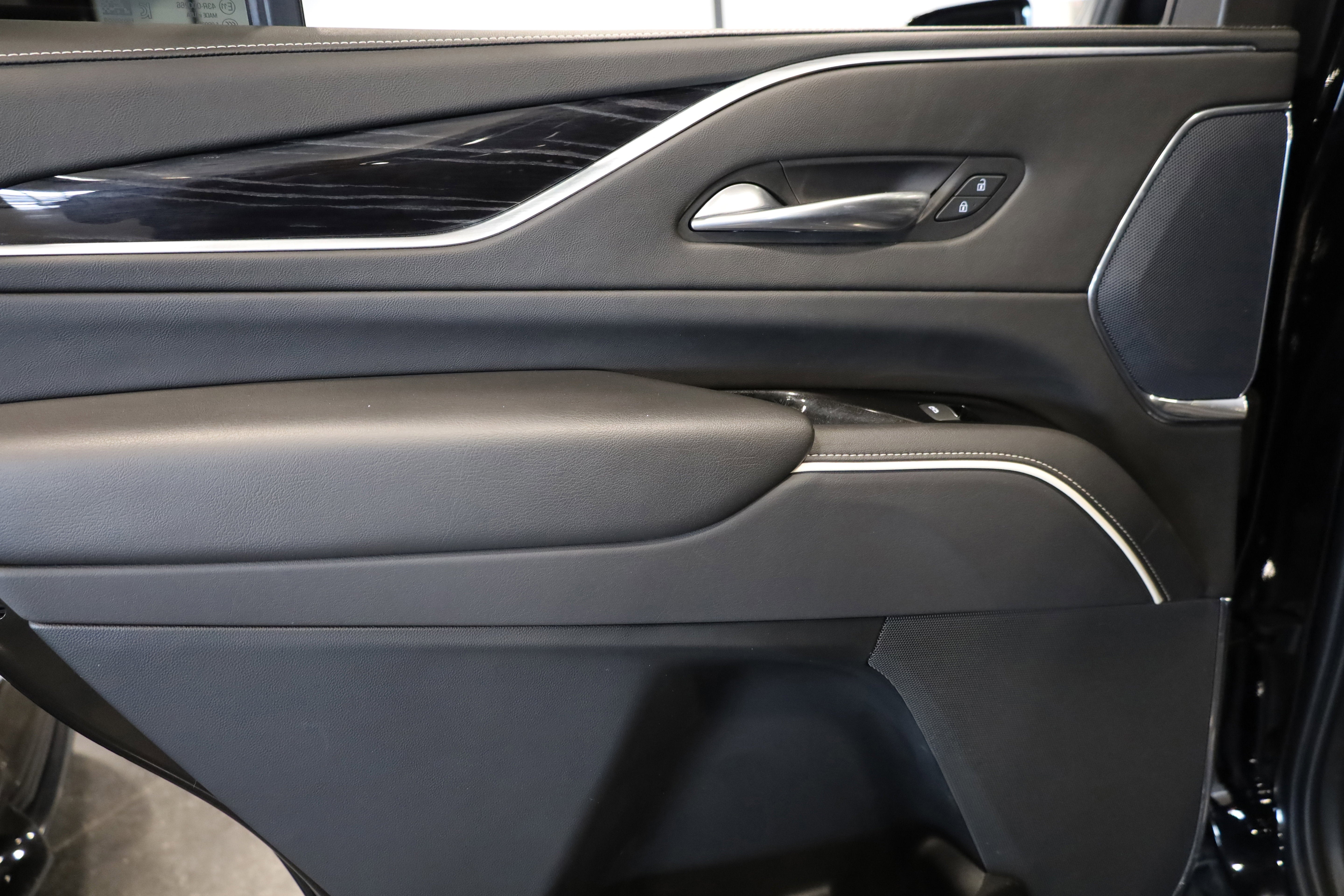 2022 Cadillac Escalade Sport