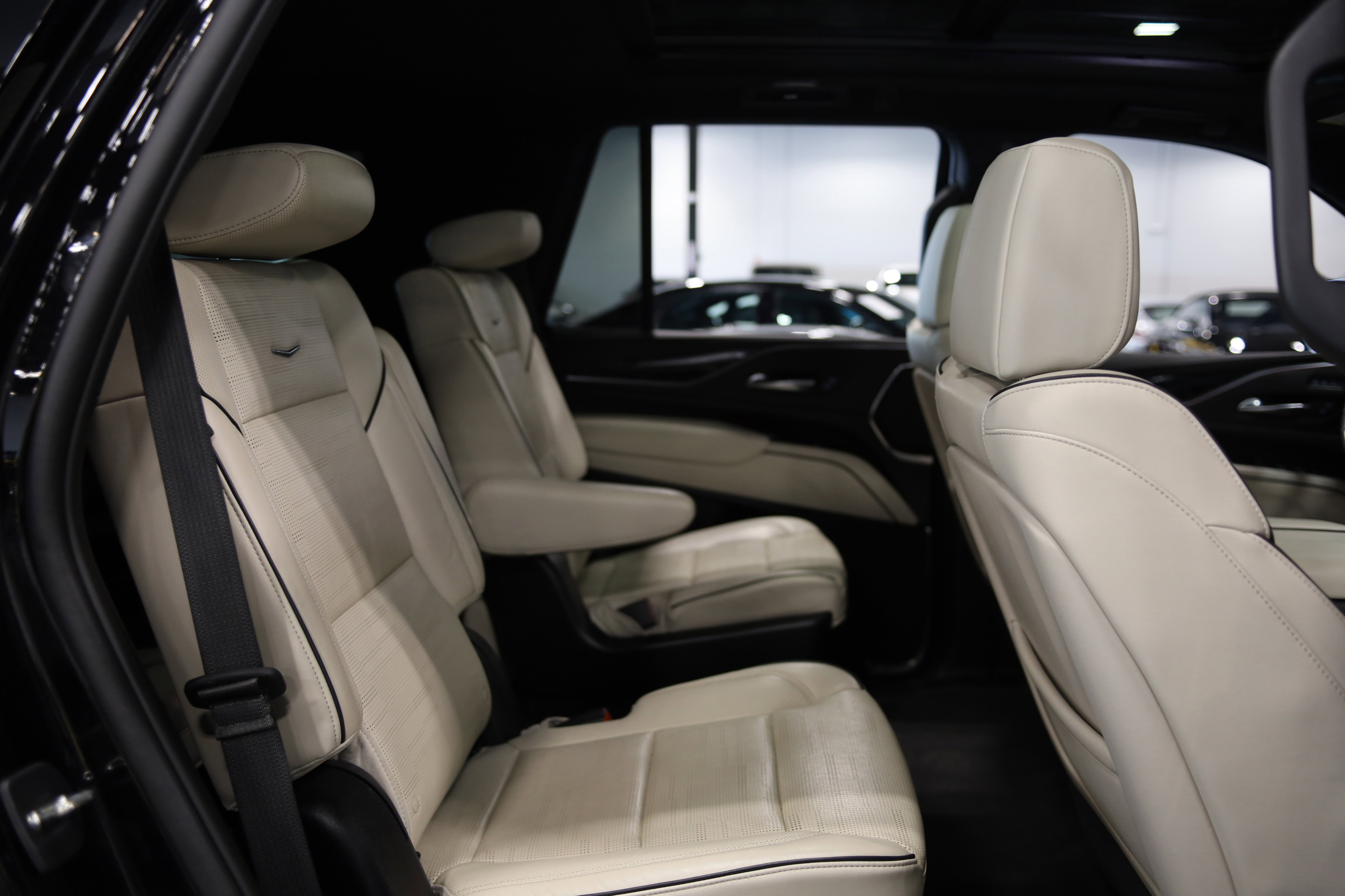 2022 Cadillac Escalade Sport