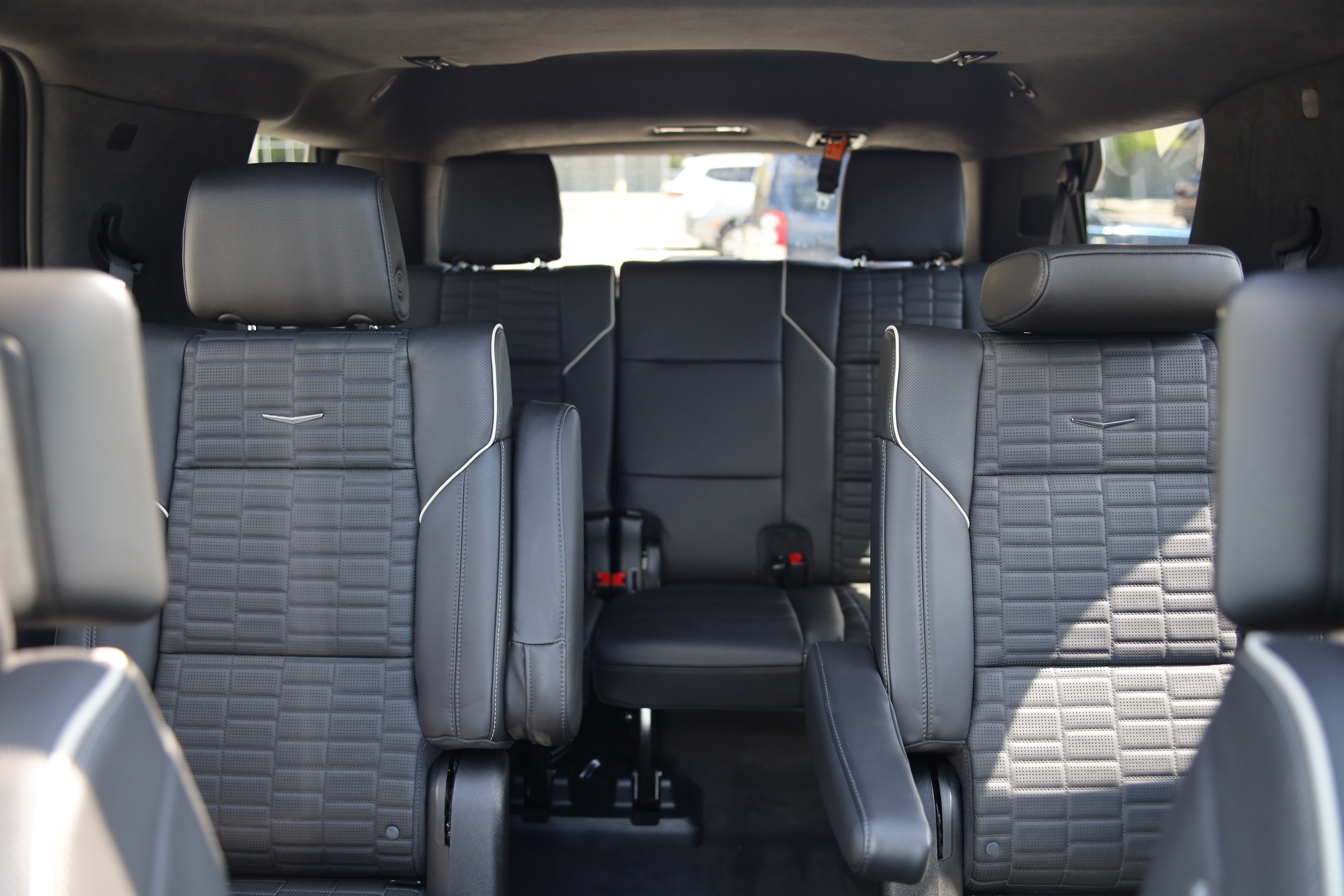2024 Cadillac Escalade 4WD Sport Platinum