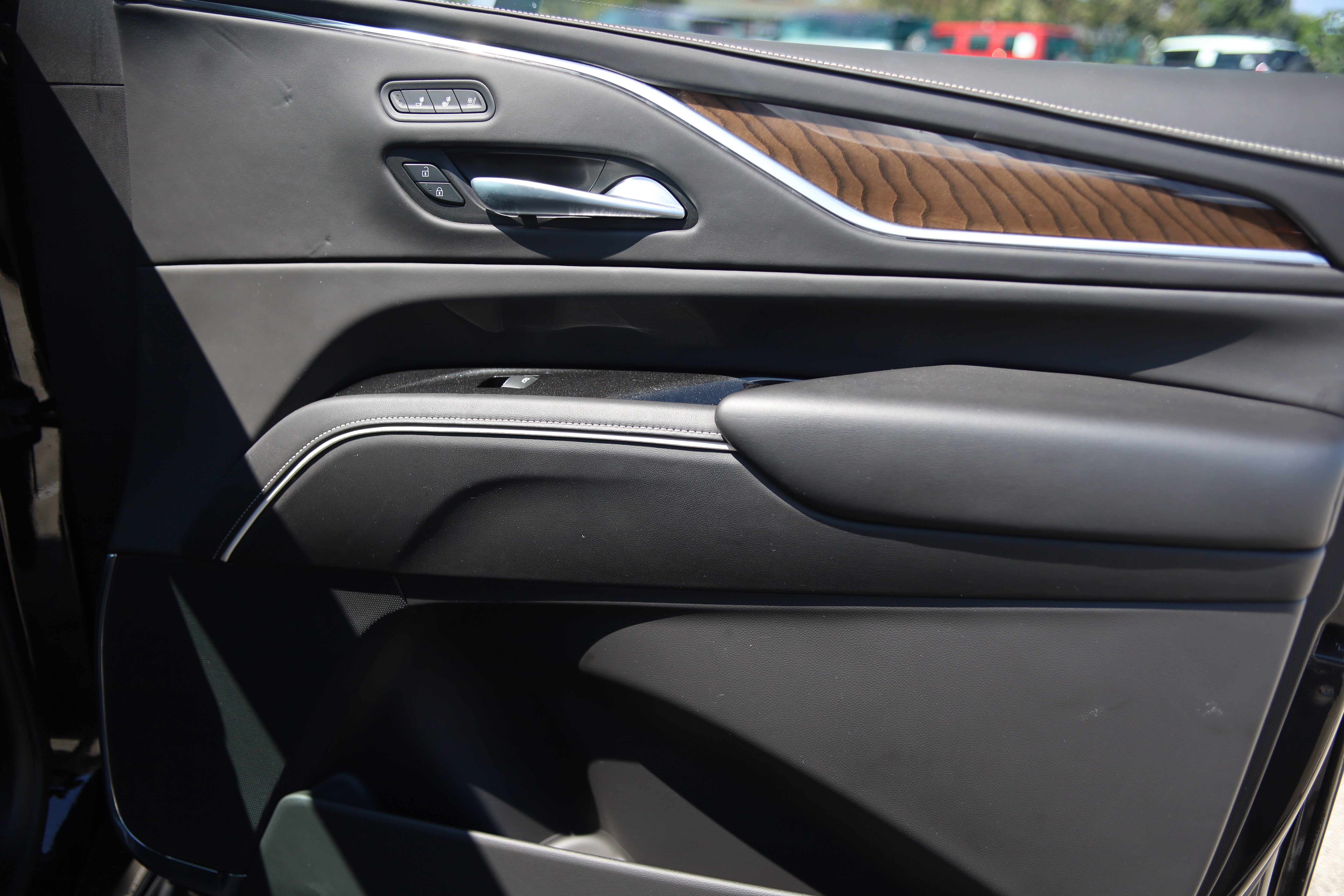 2024 Cadillac Escalade 4WD Sport Platinum
