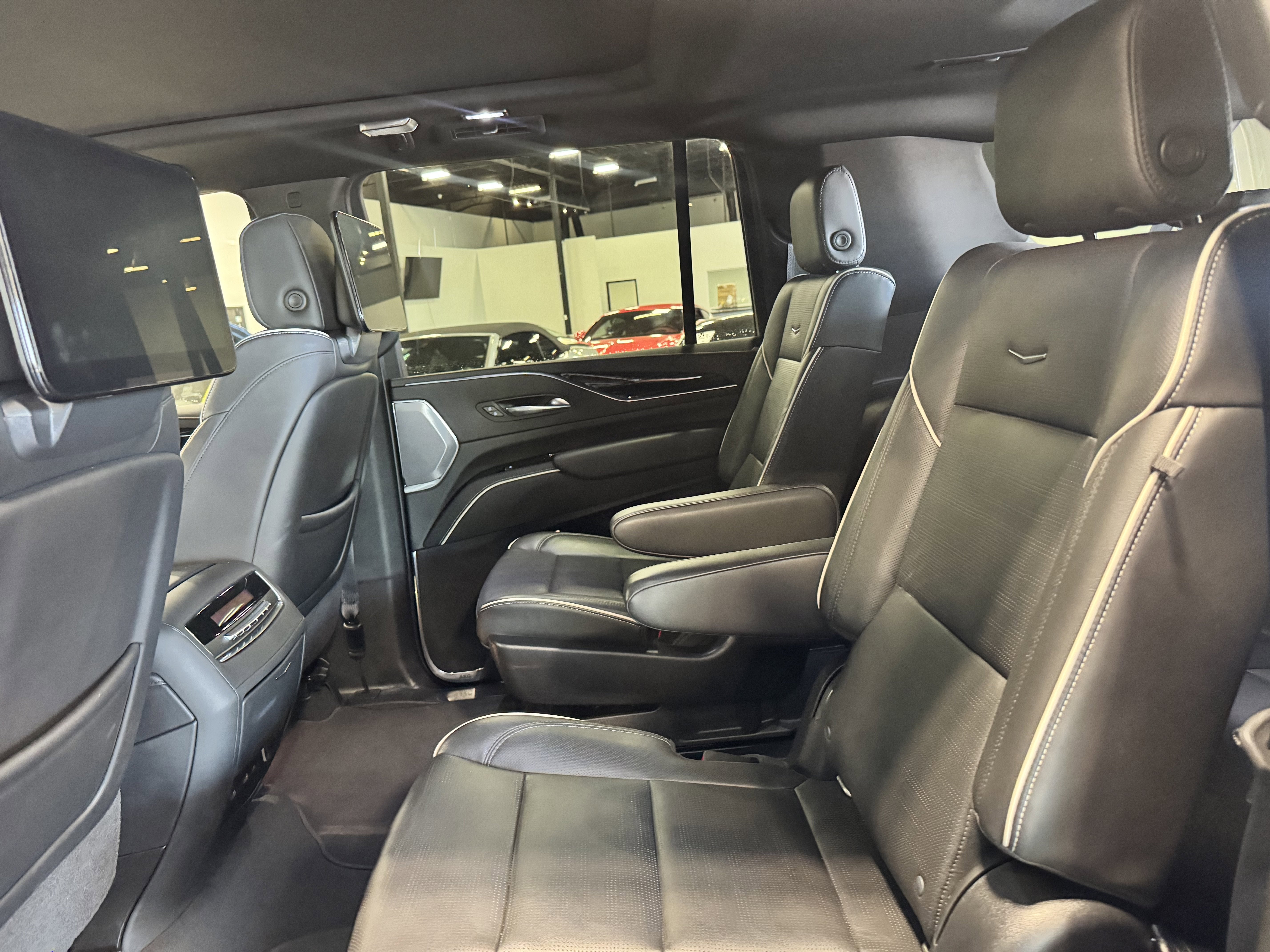 2021 Cadillac Escalade ESV Sport