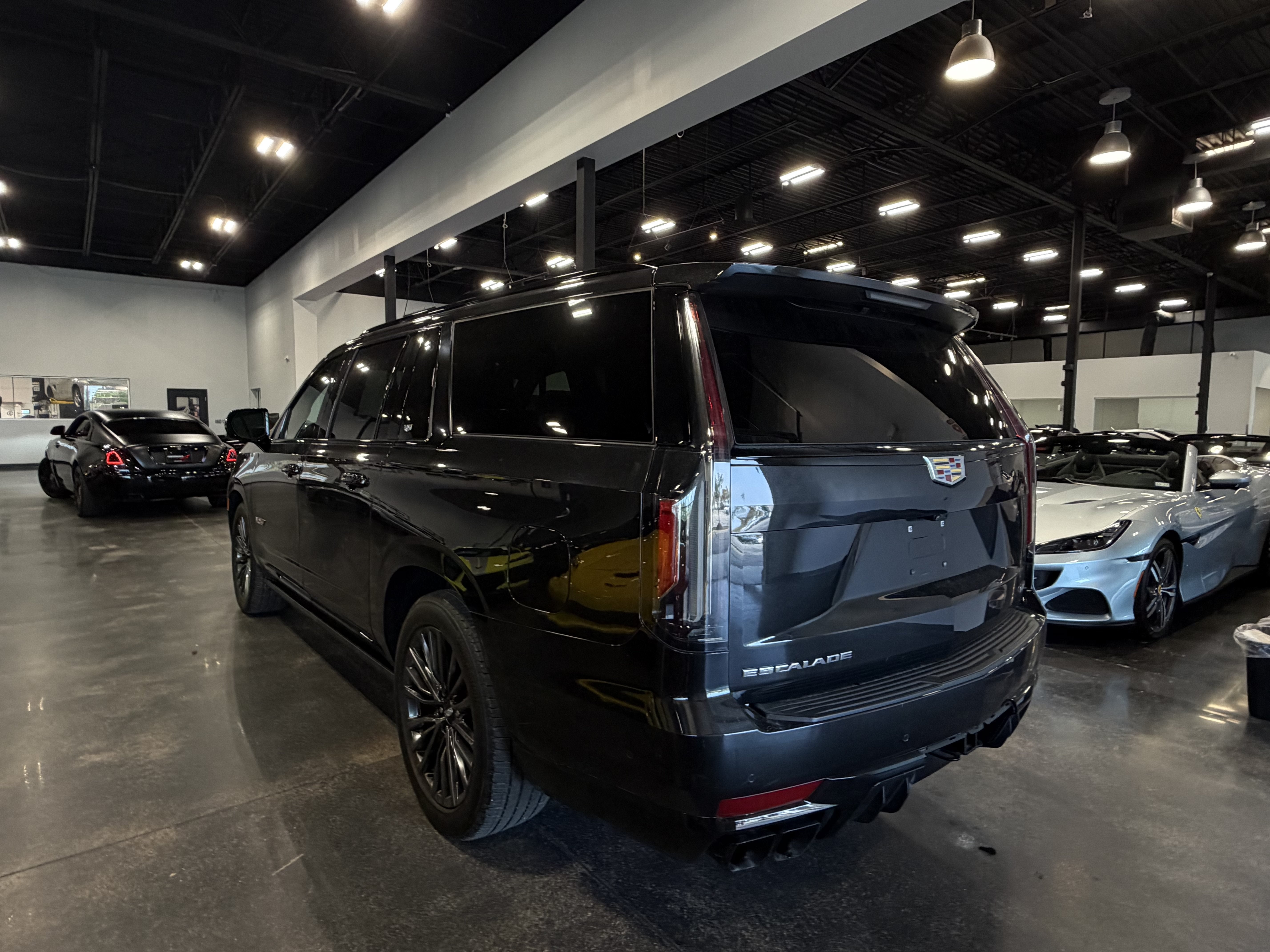 2024 Cadillac Escalade ESV AWD V-Series