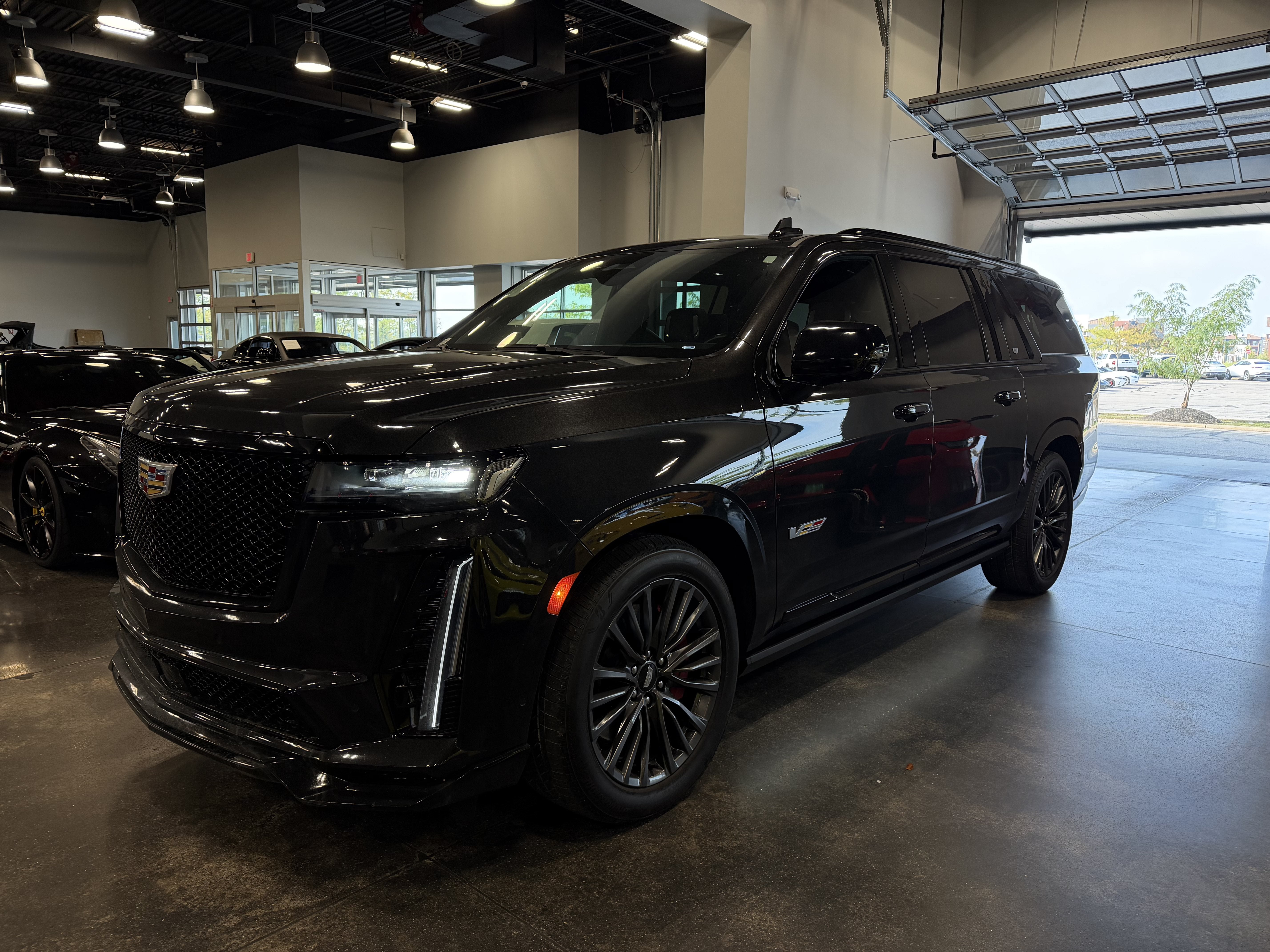 2024 Cadillac Escalade ESV AWD V-Series