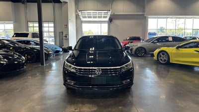 2016 Volkswagen Passat 3.6L V6 SEL Premium