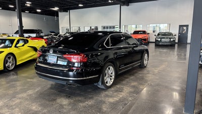 2016 Volkswagen Passat 3.6L V6 SEL Premium