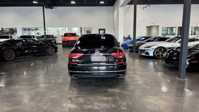 2016 Volkswagen Passat 3.6L V6 SEL Premium