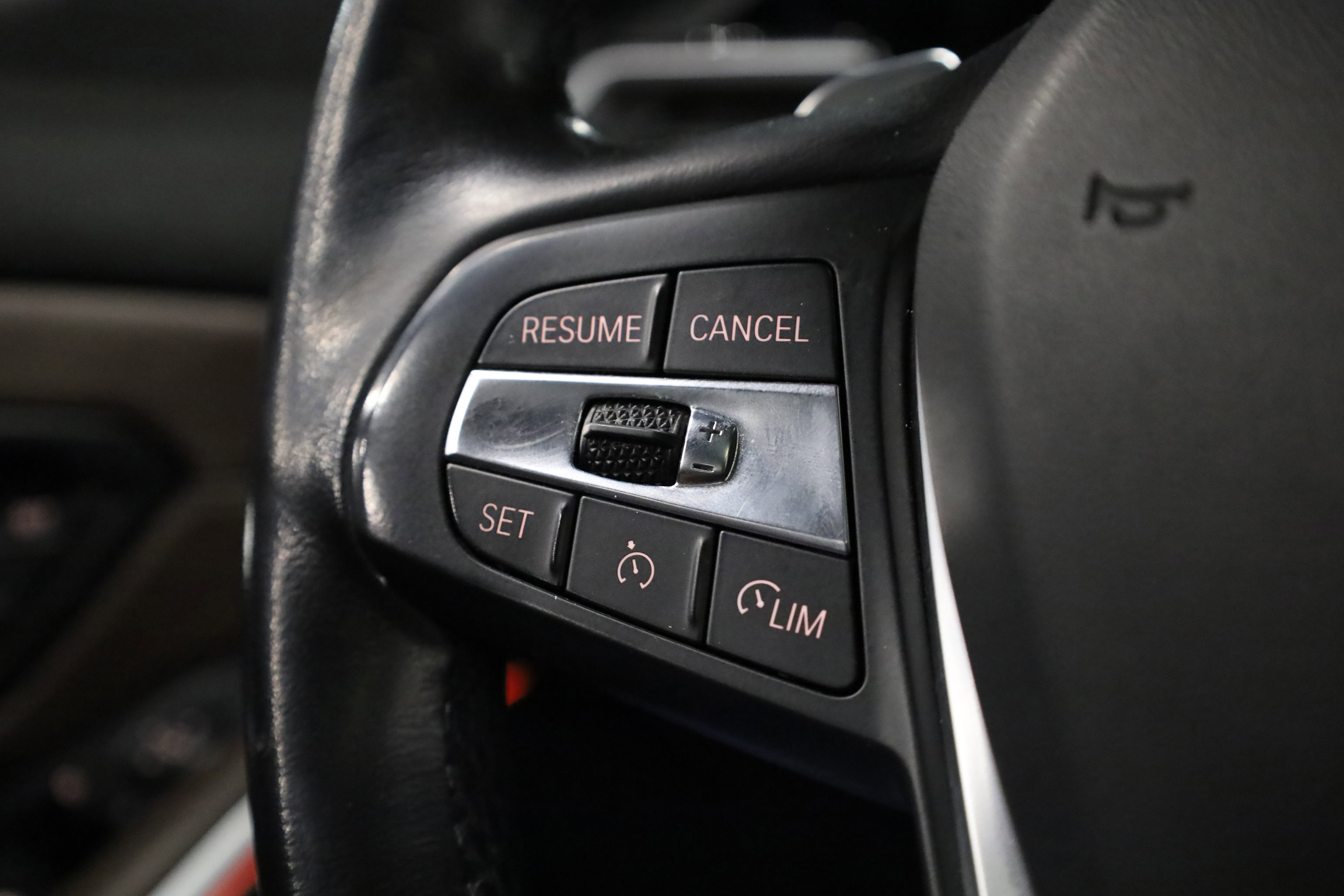 2020 BMW 3 Series 330i xDrive