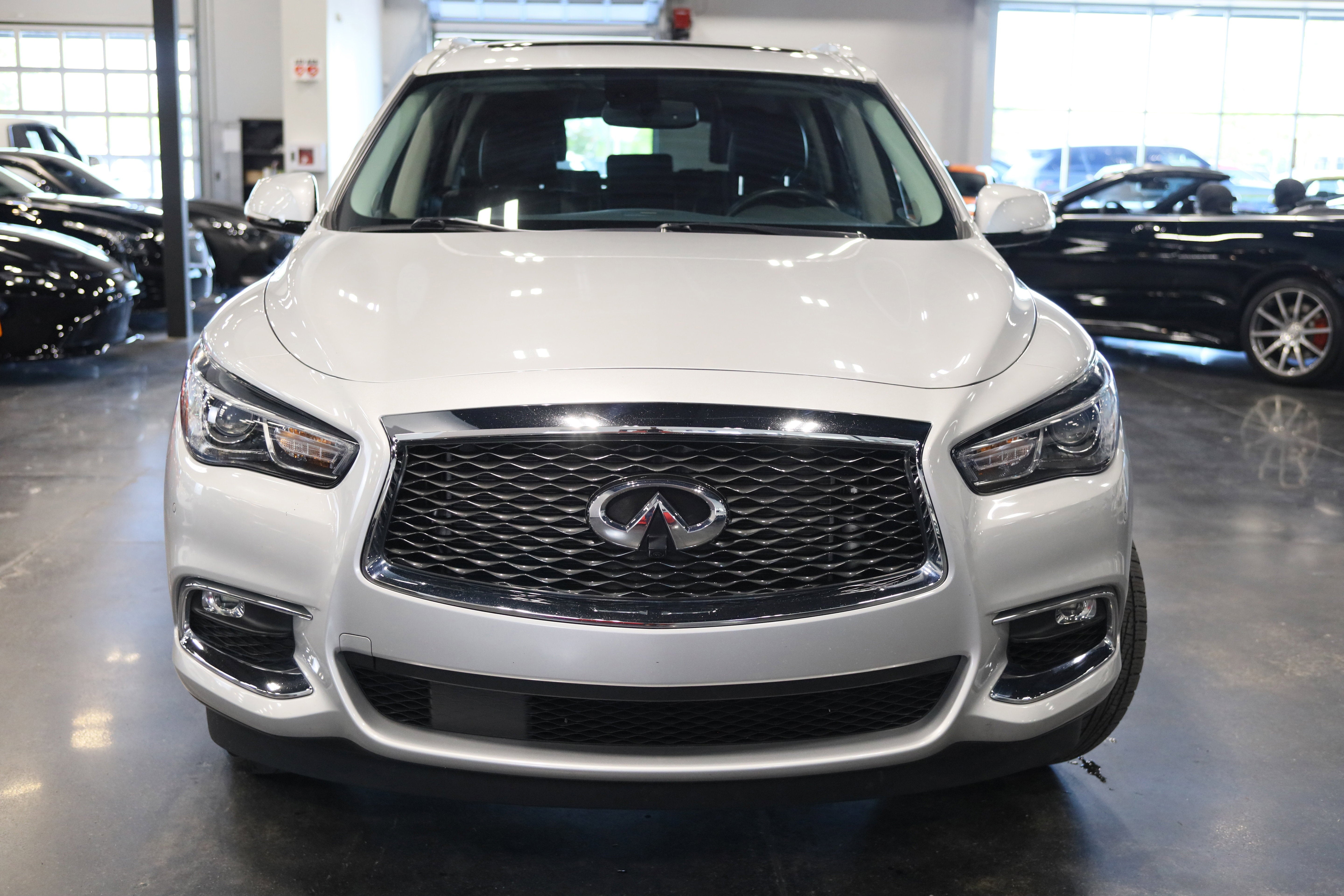 2017 INFINITI QX60 Base