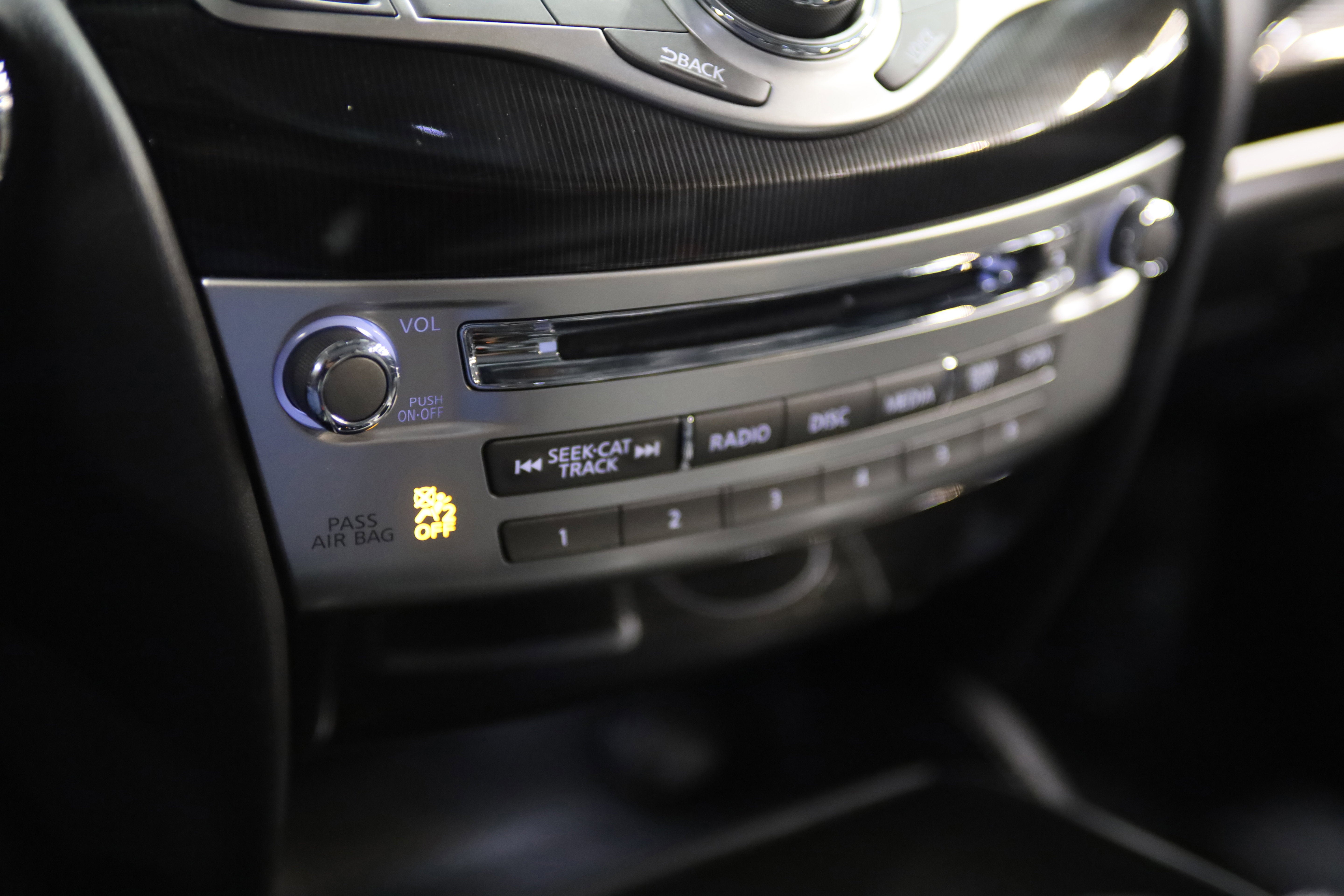 2017 INFINITI QX60 Base