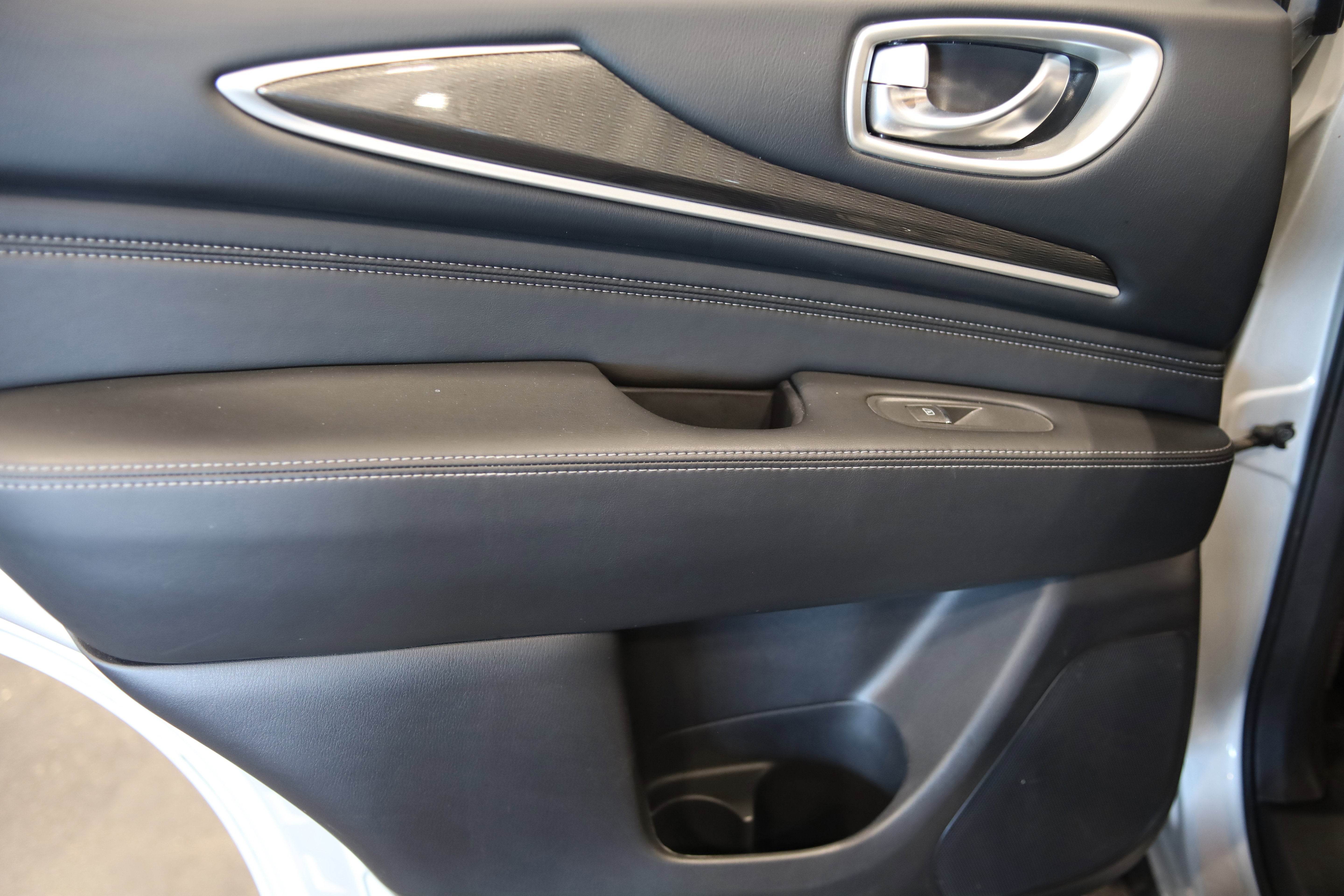 2017 INFINITI QX60 Base