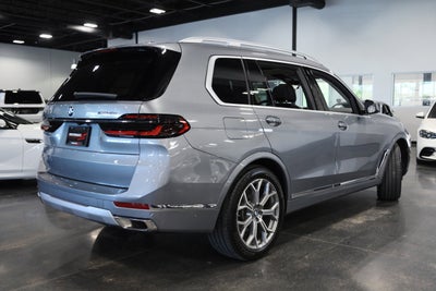 2025 BMW X7 xDrive40i