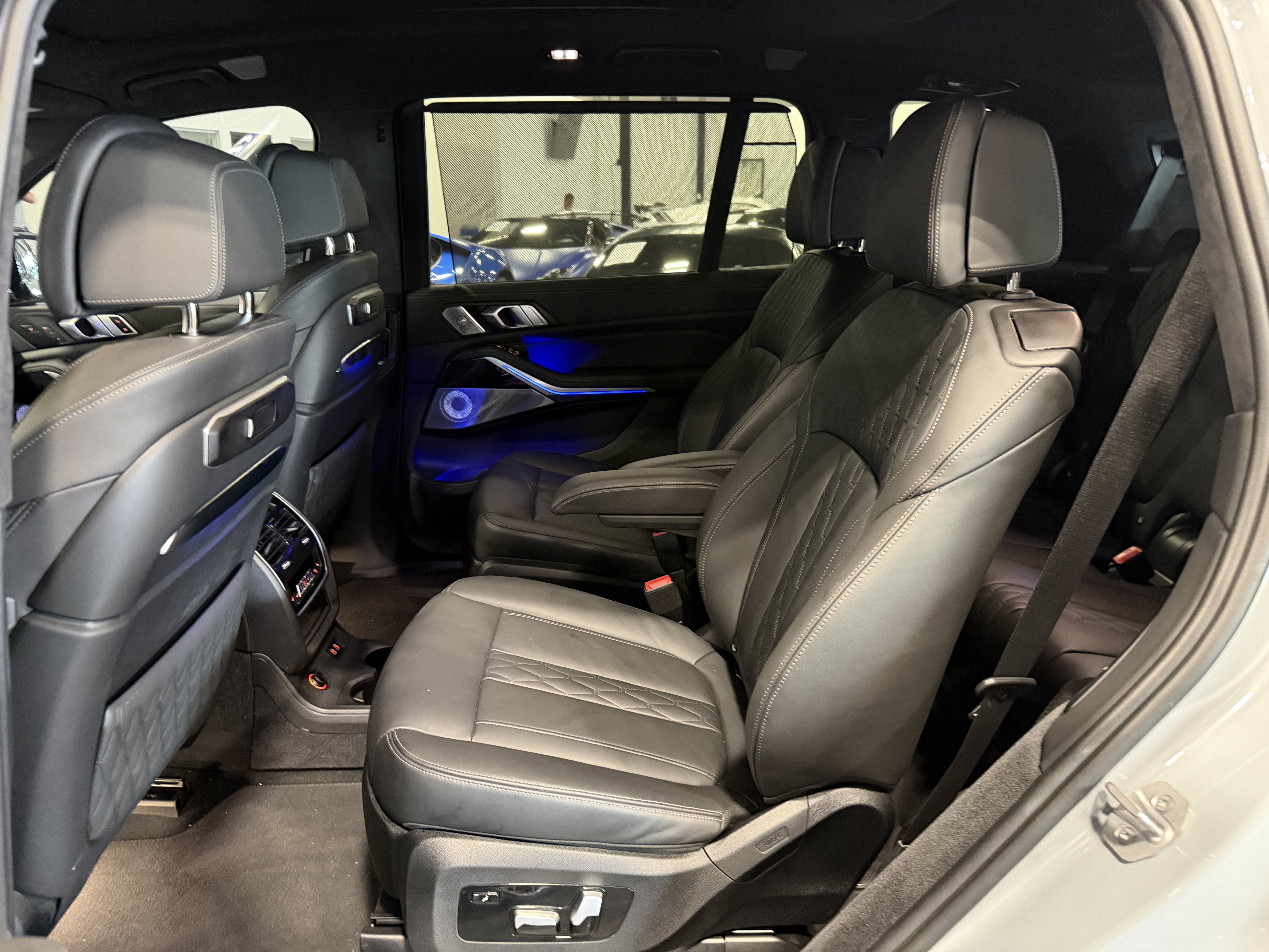 2024 BMW X7 M60i