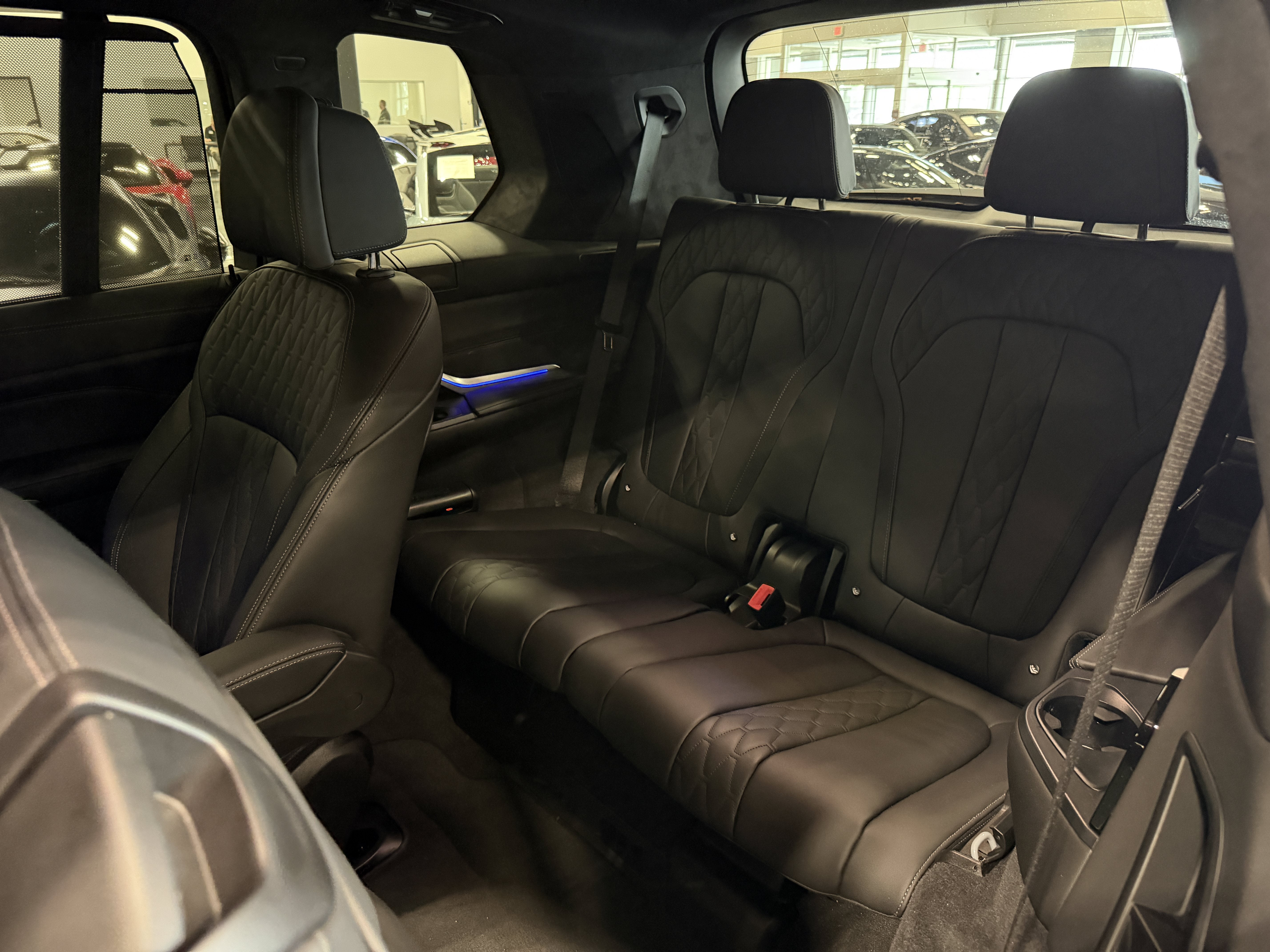 2024 BMW X7 M60i