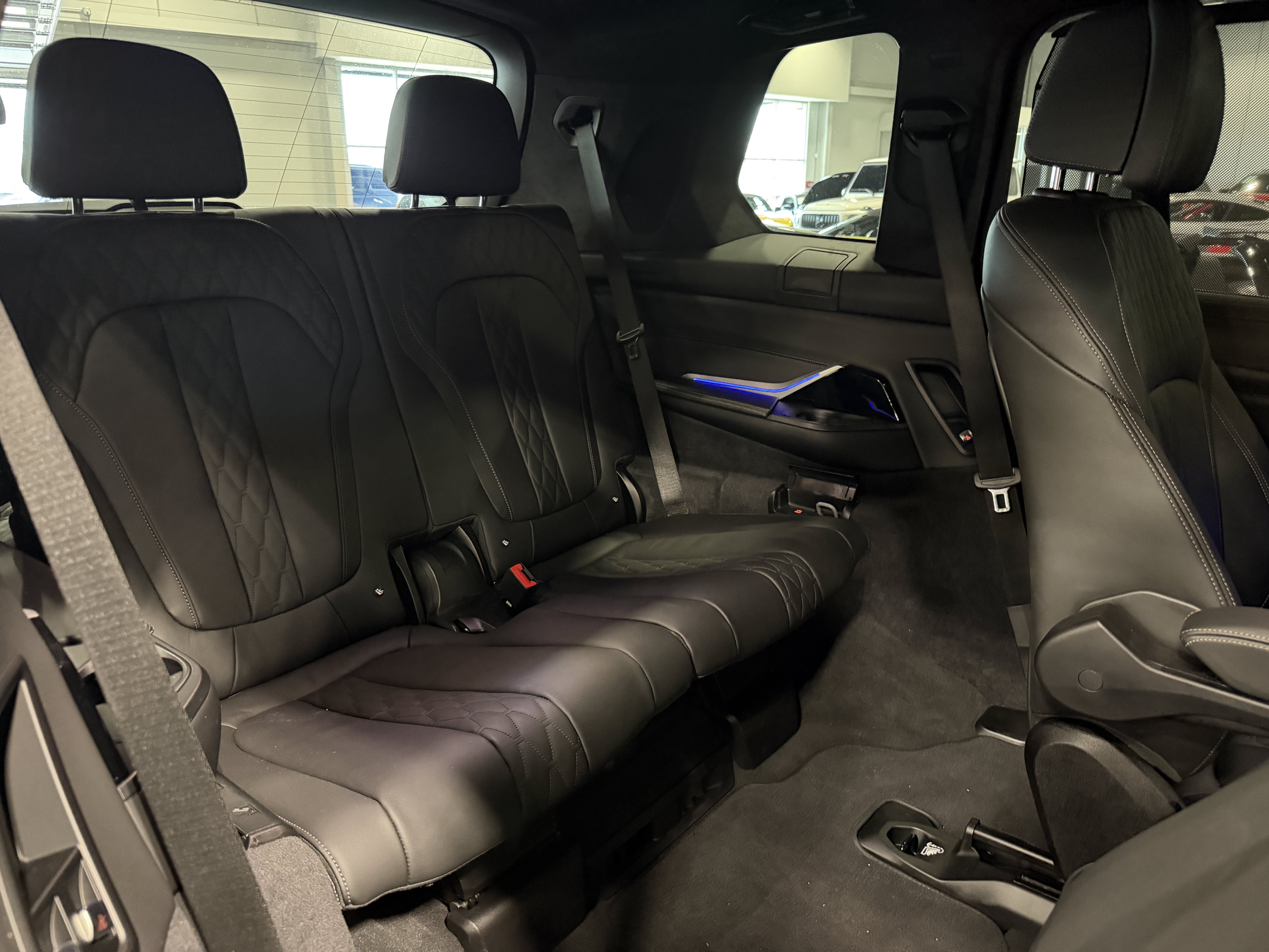2024 BMW X7 M60i