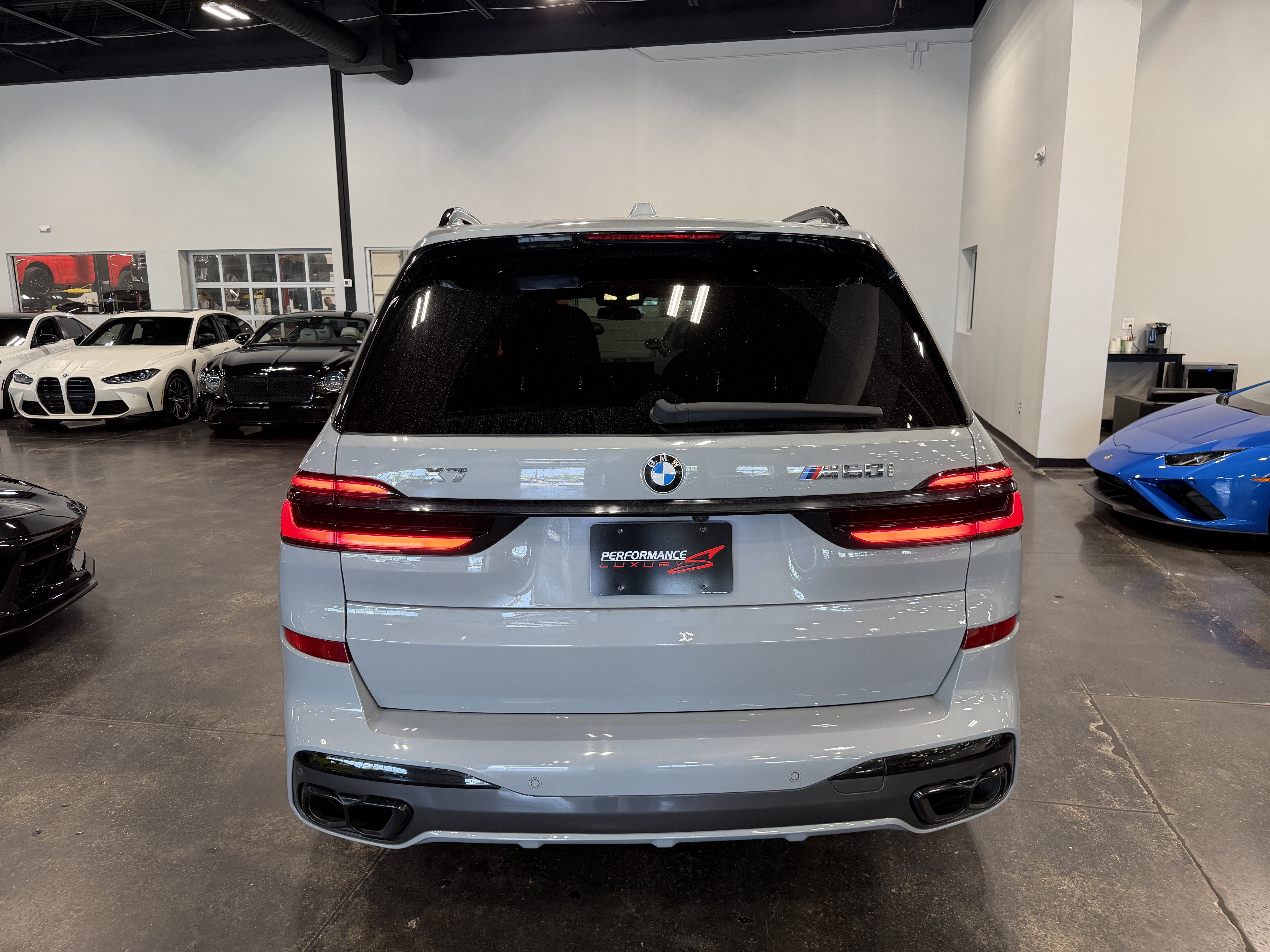 2024 BMW X7 M60i