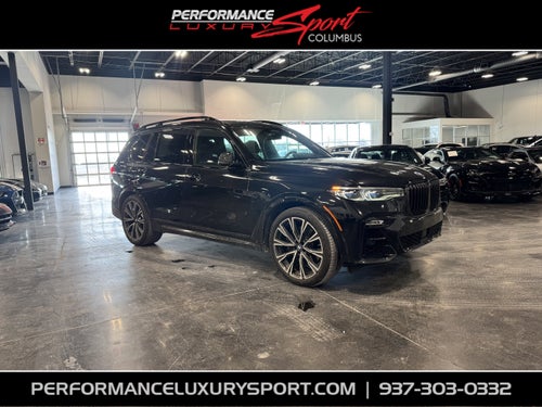 2022 BMW X7 M50i