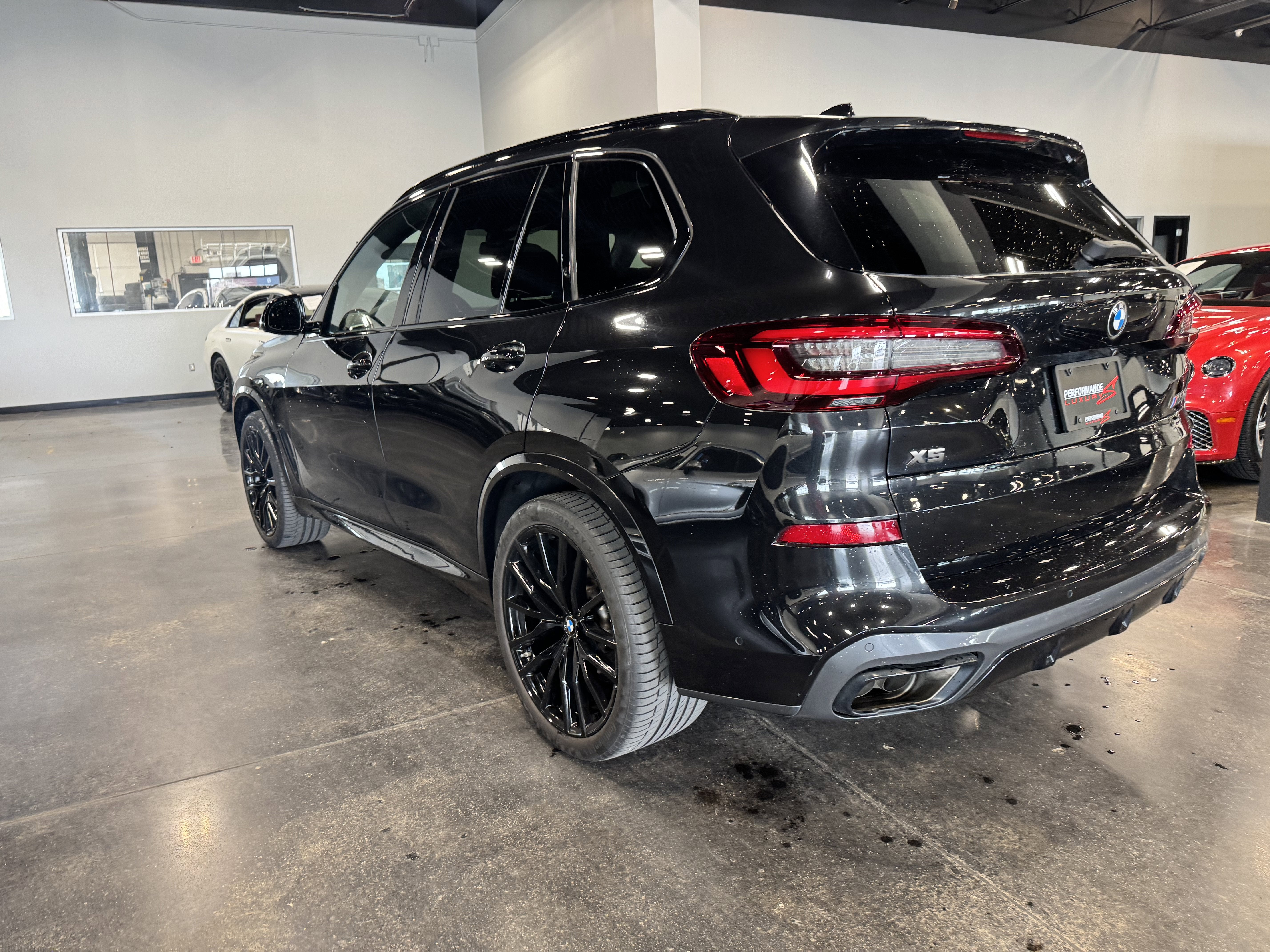 2023 BMW X5 M50i