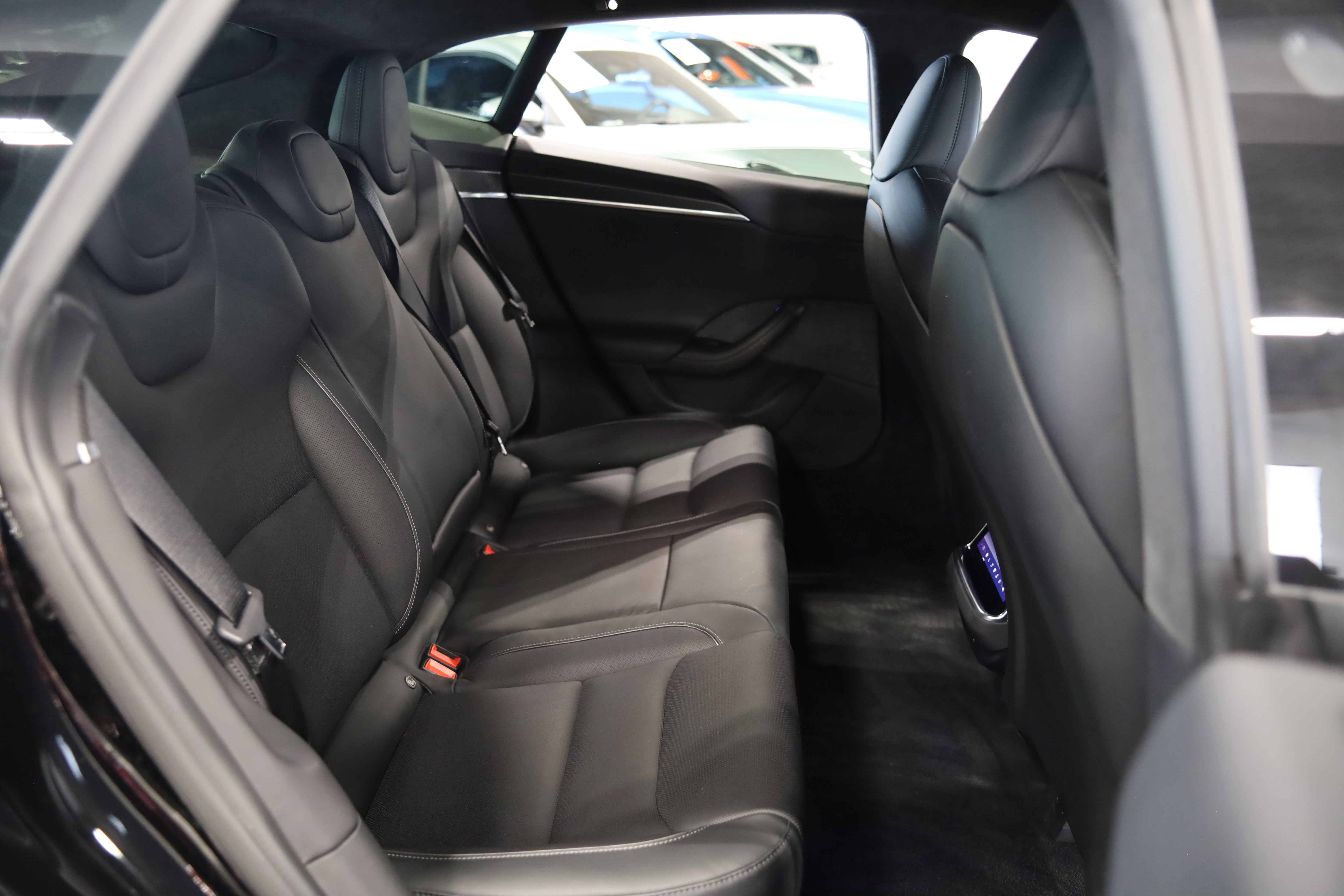 2021 Tesla Model S Plaid