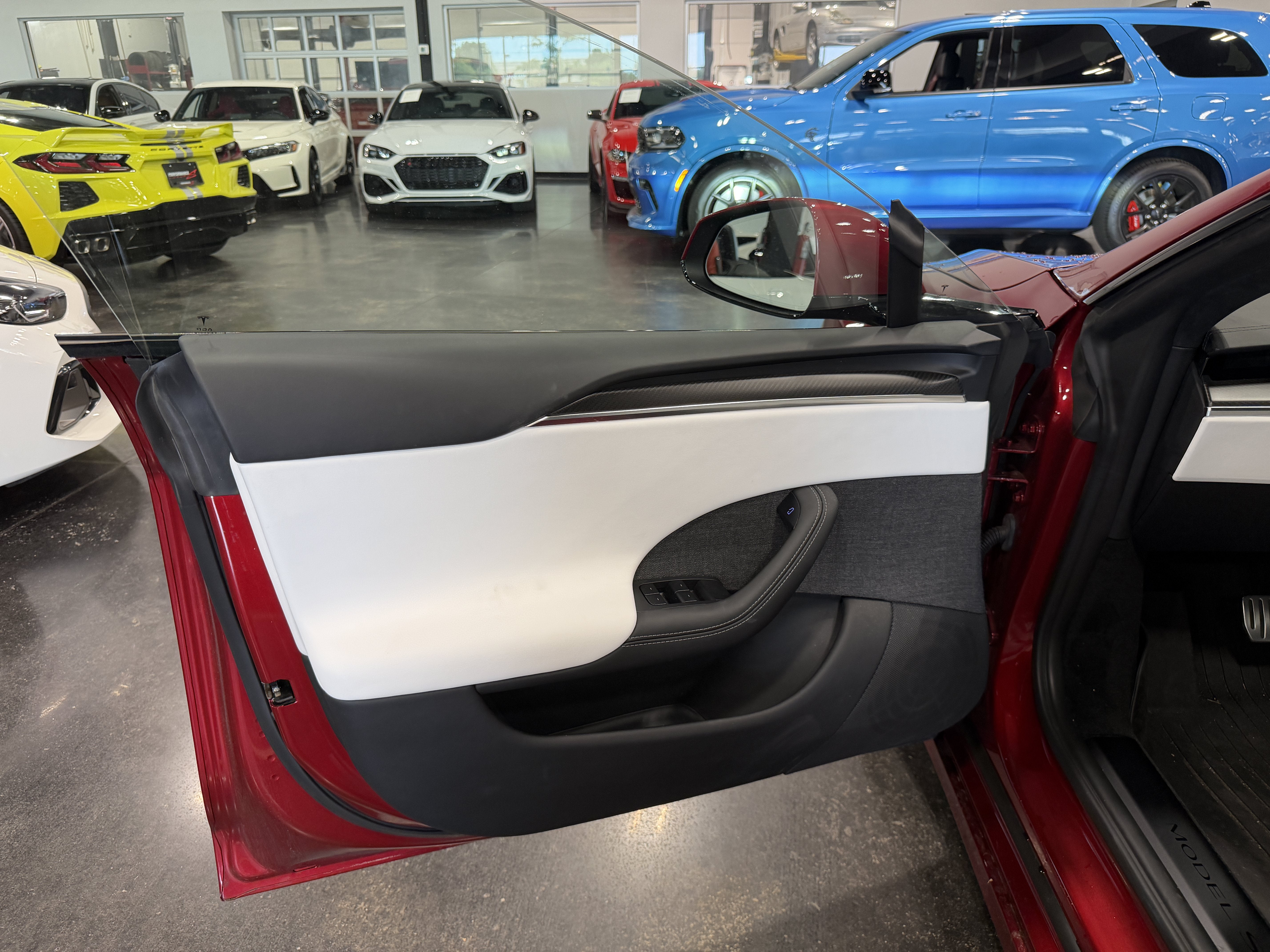 2023 Tesla Model S Plaid