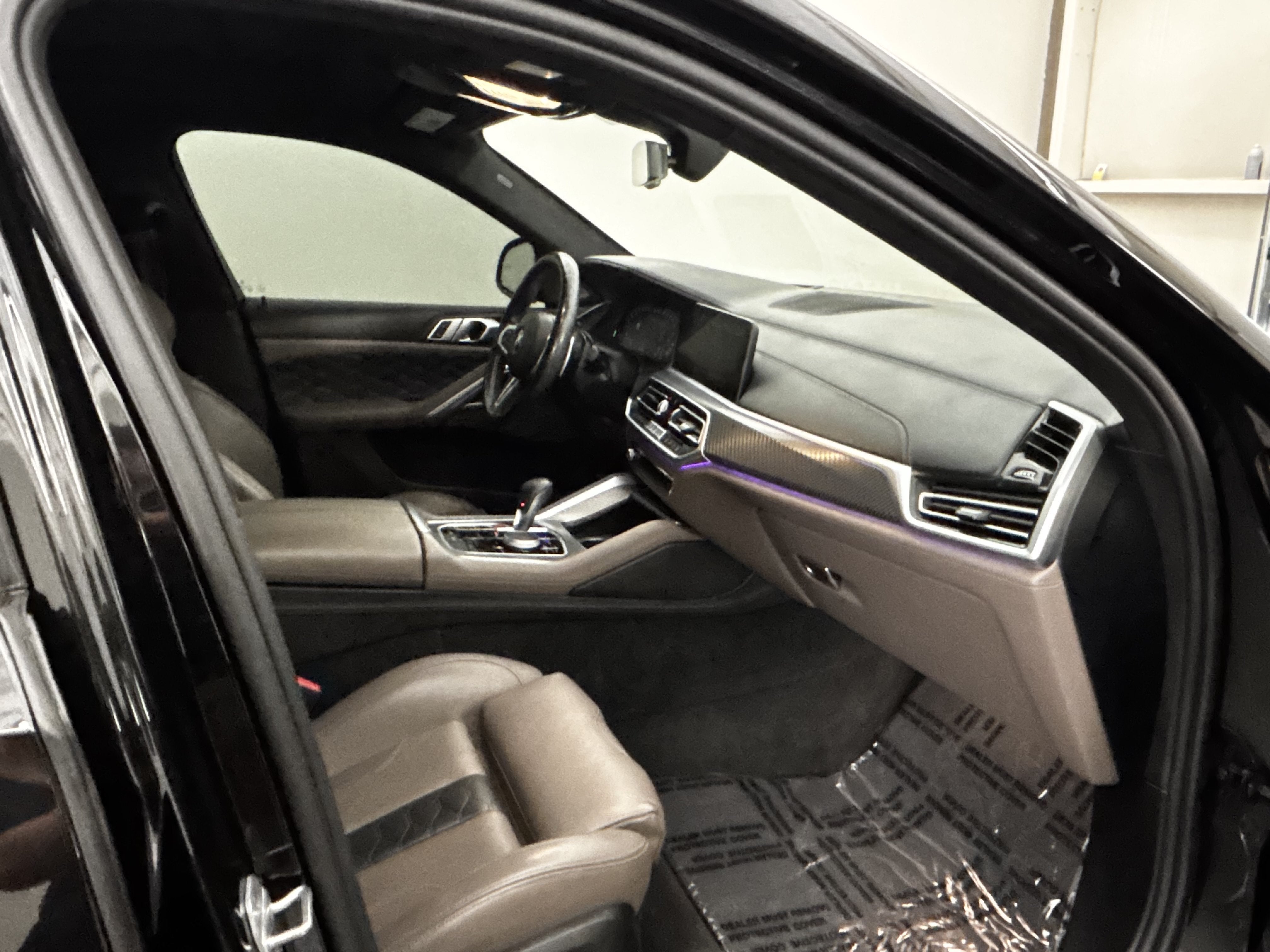 2021 BMW X6 M Base