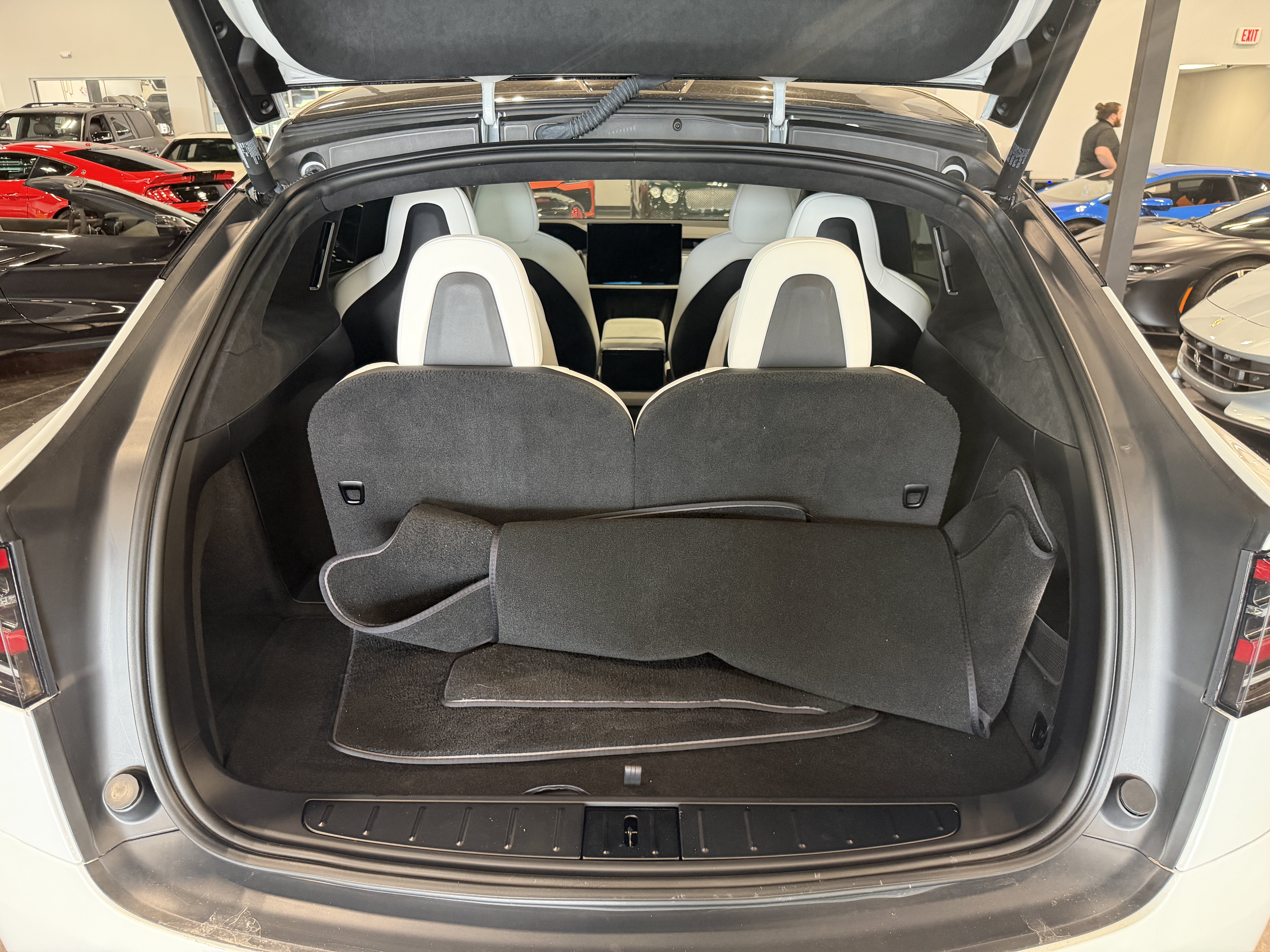 2022 Tesla Model X Plaid