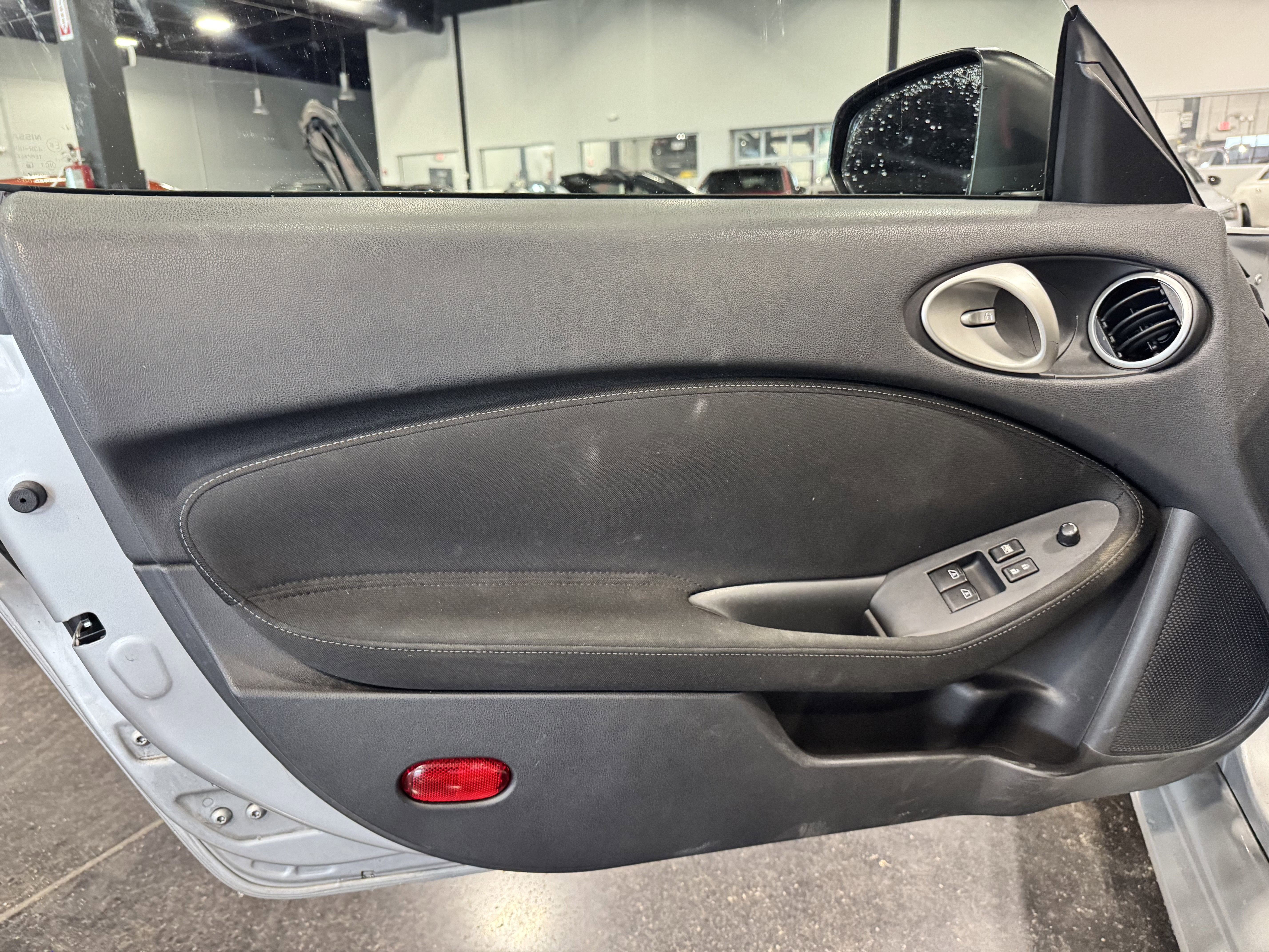 2012 Nissan 370Z Base