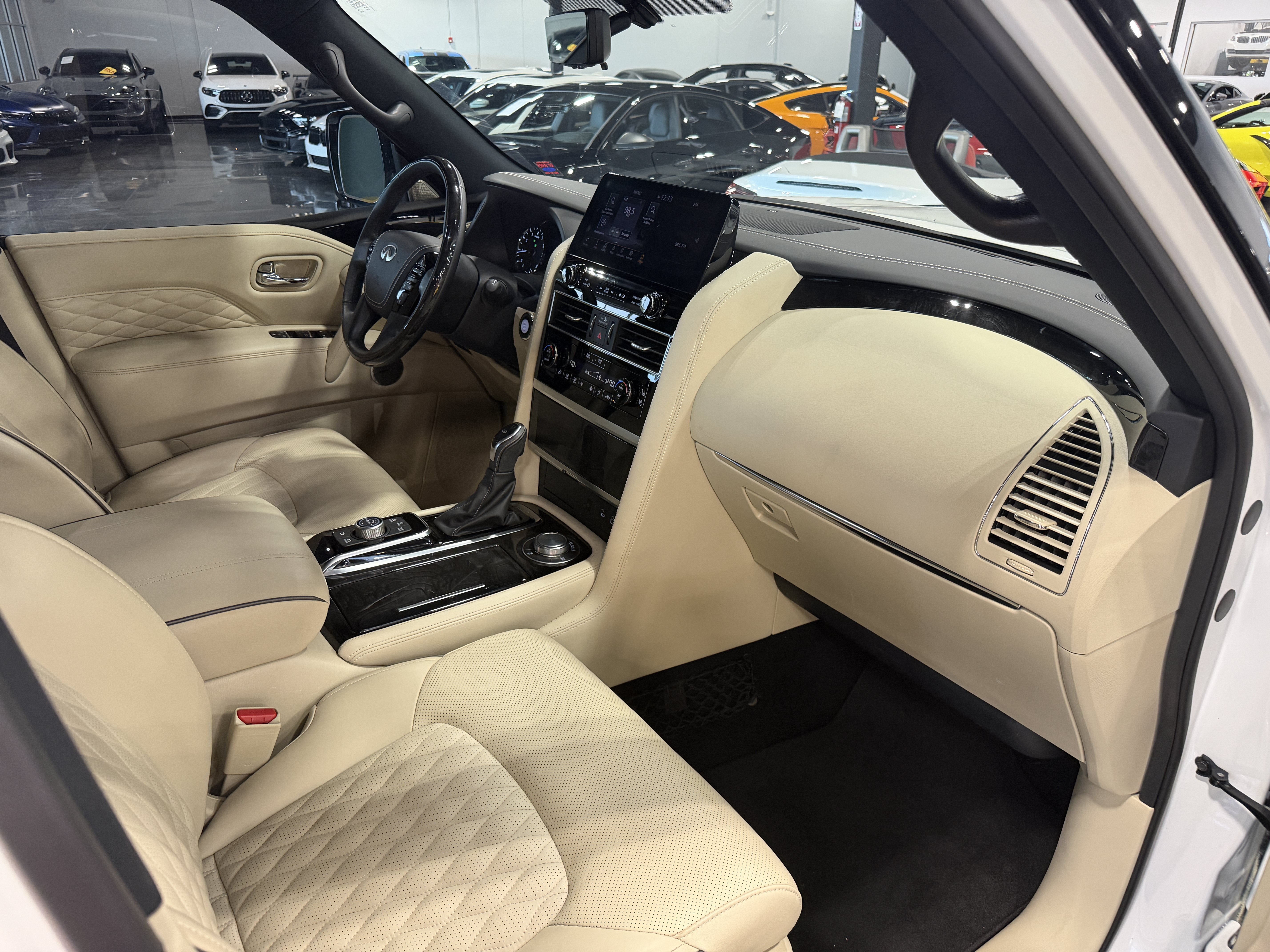 2024 INFINITI QX80 SENSORY