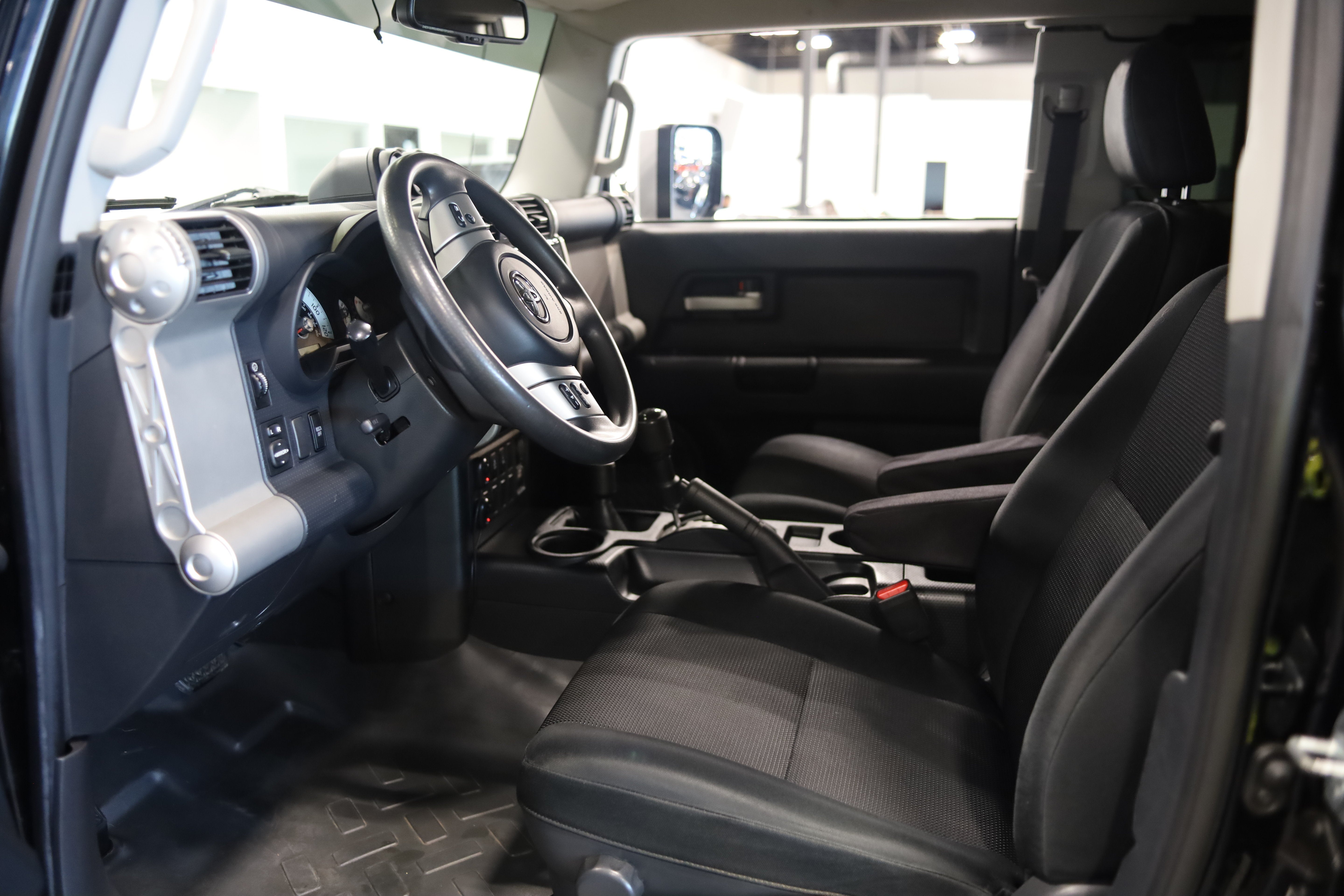 2012 Toyota FJ Cruiser 4WD 4dr Auto (Natl)