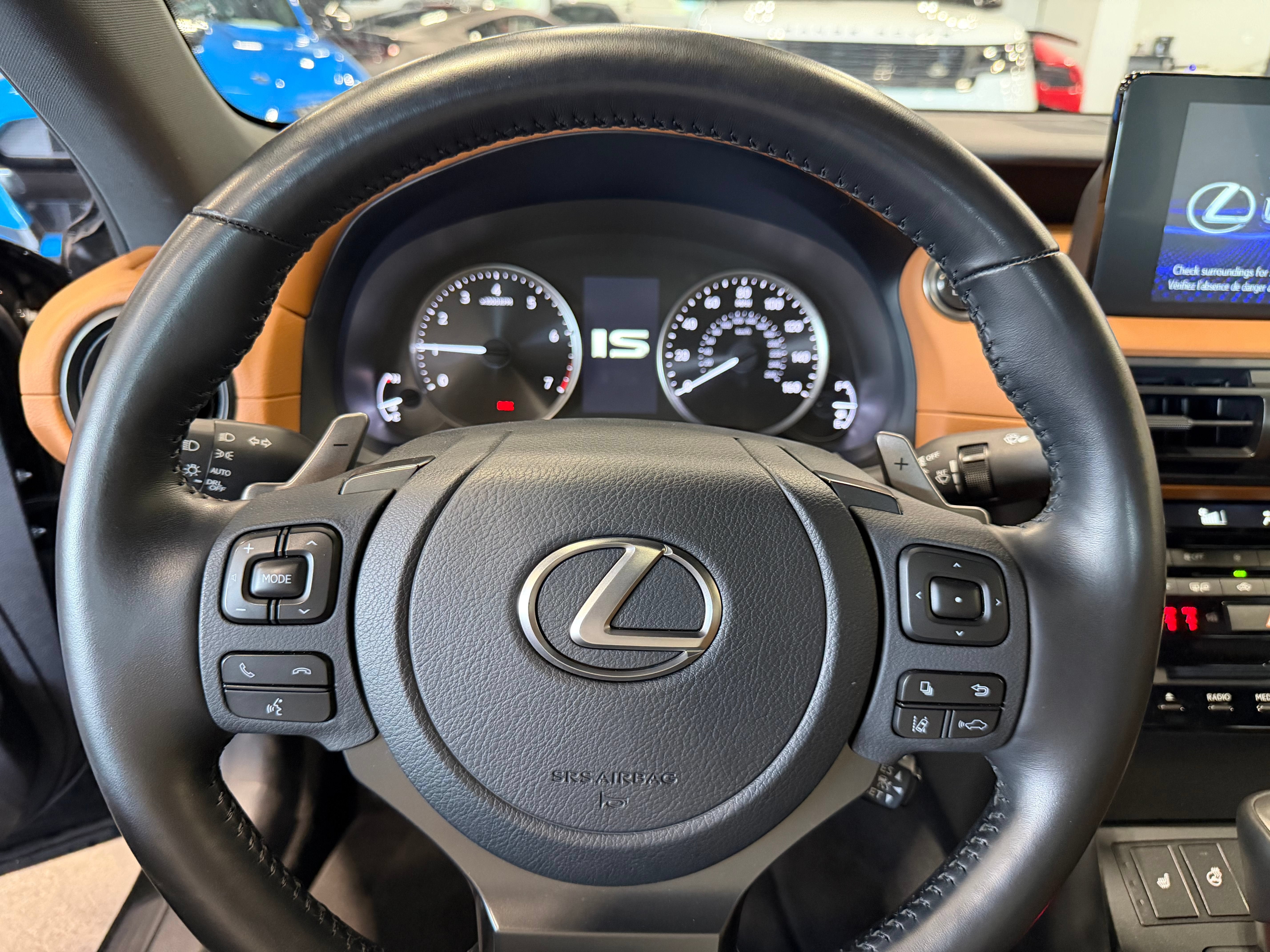 2025 Lexus IS IS 350 F SPORT Design
