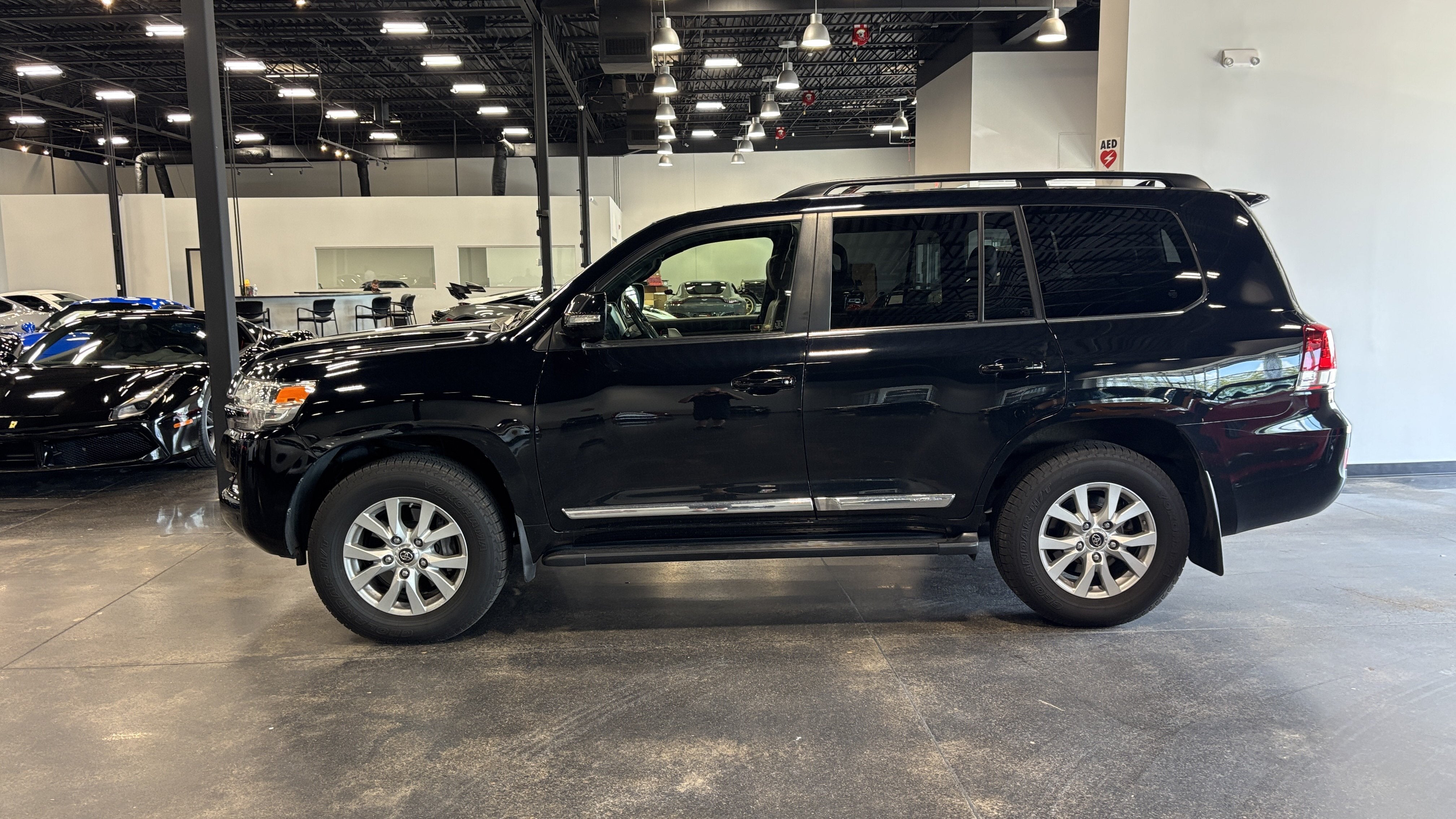 2018 Toyota Land Cruiser Base