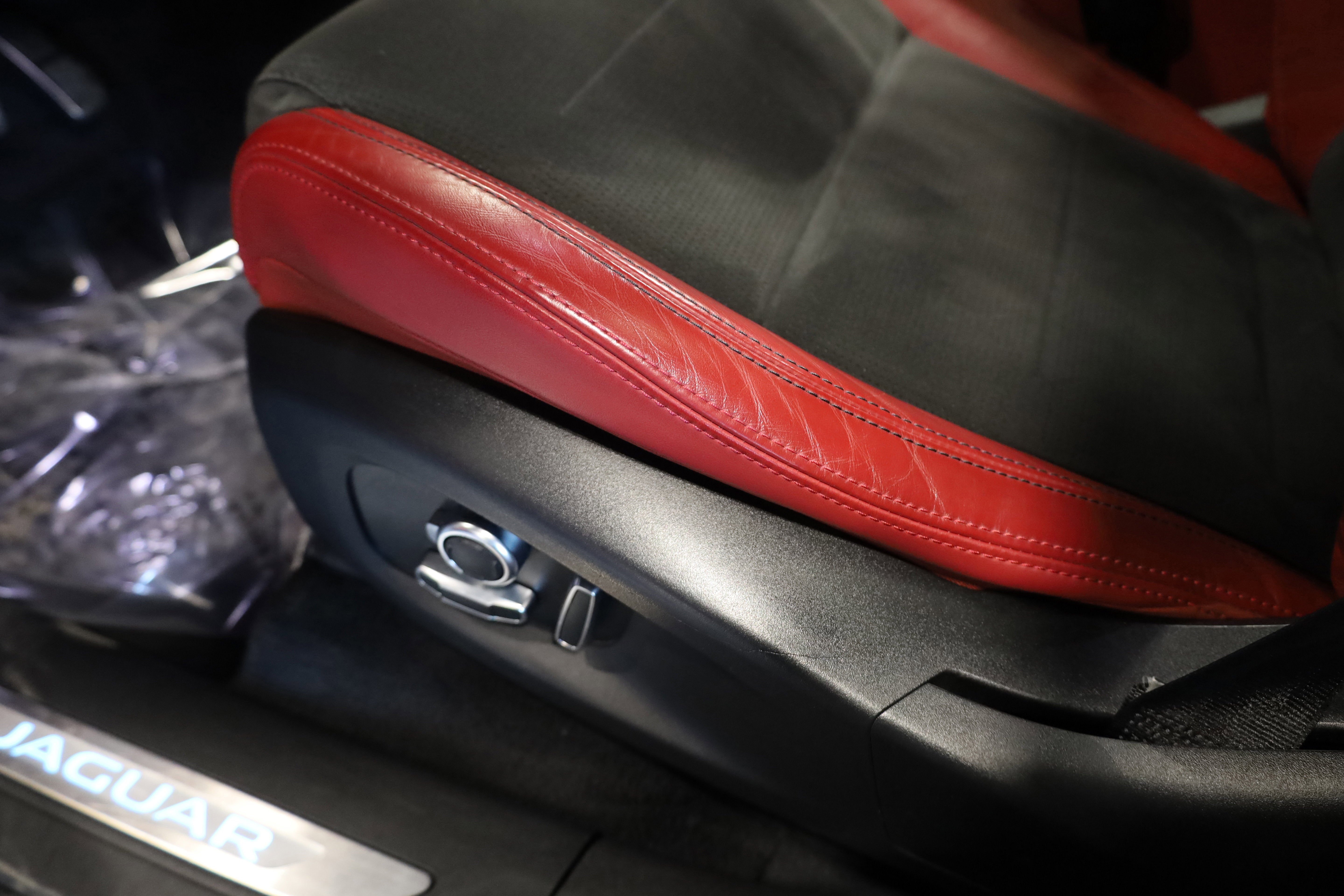 2023 Jaguar F-PACE SVR