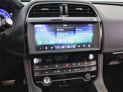 2020 Jaguar F-PACE SVR