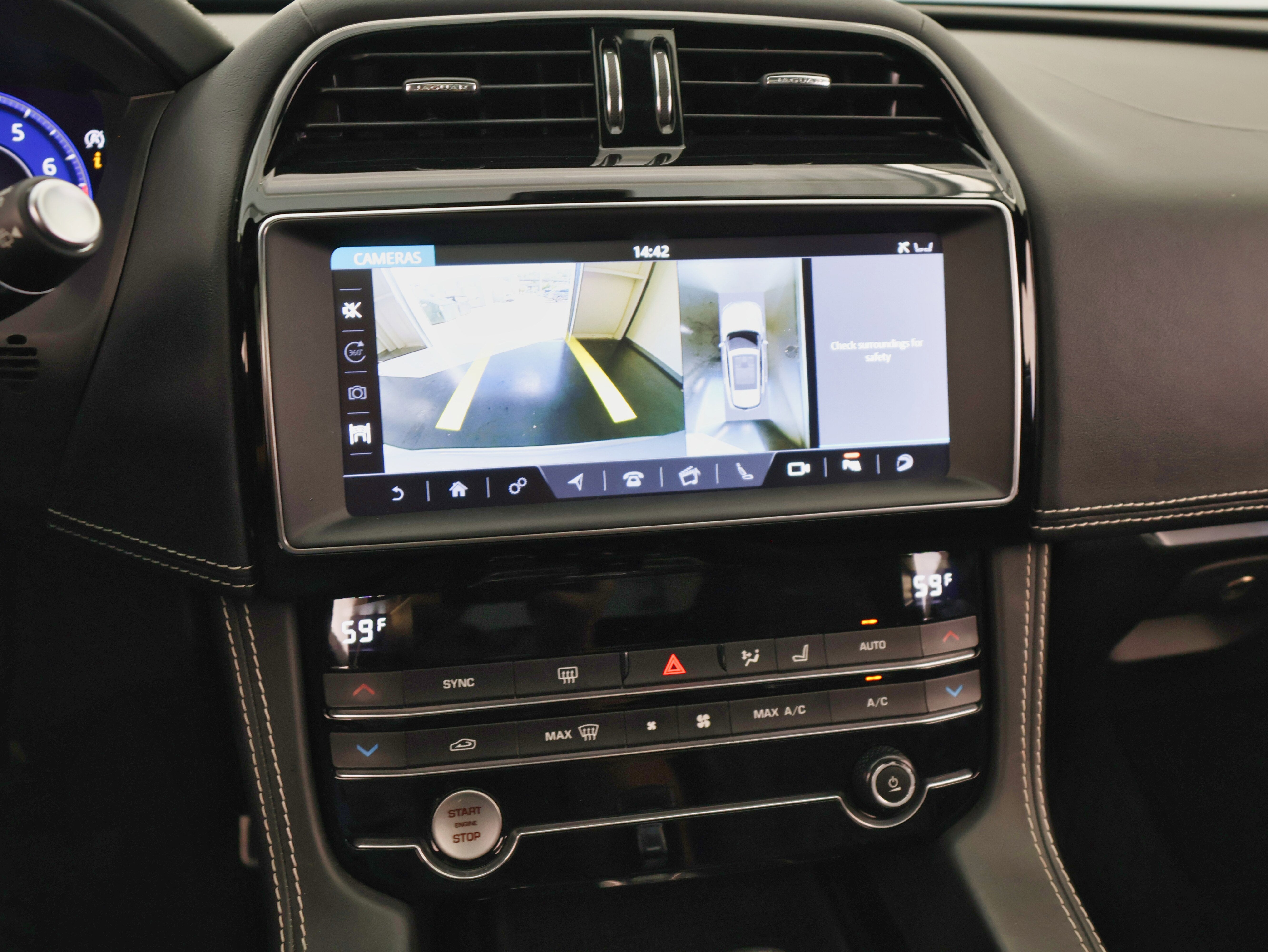 2020 Jaguar F-PACE SVR