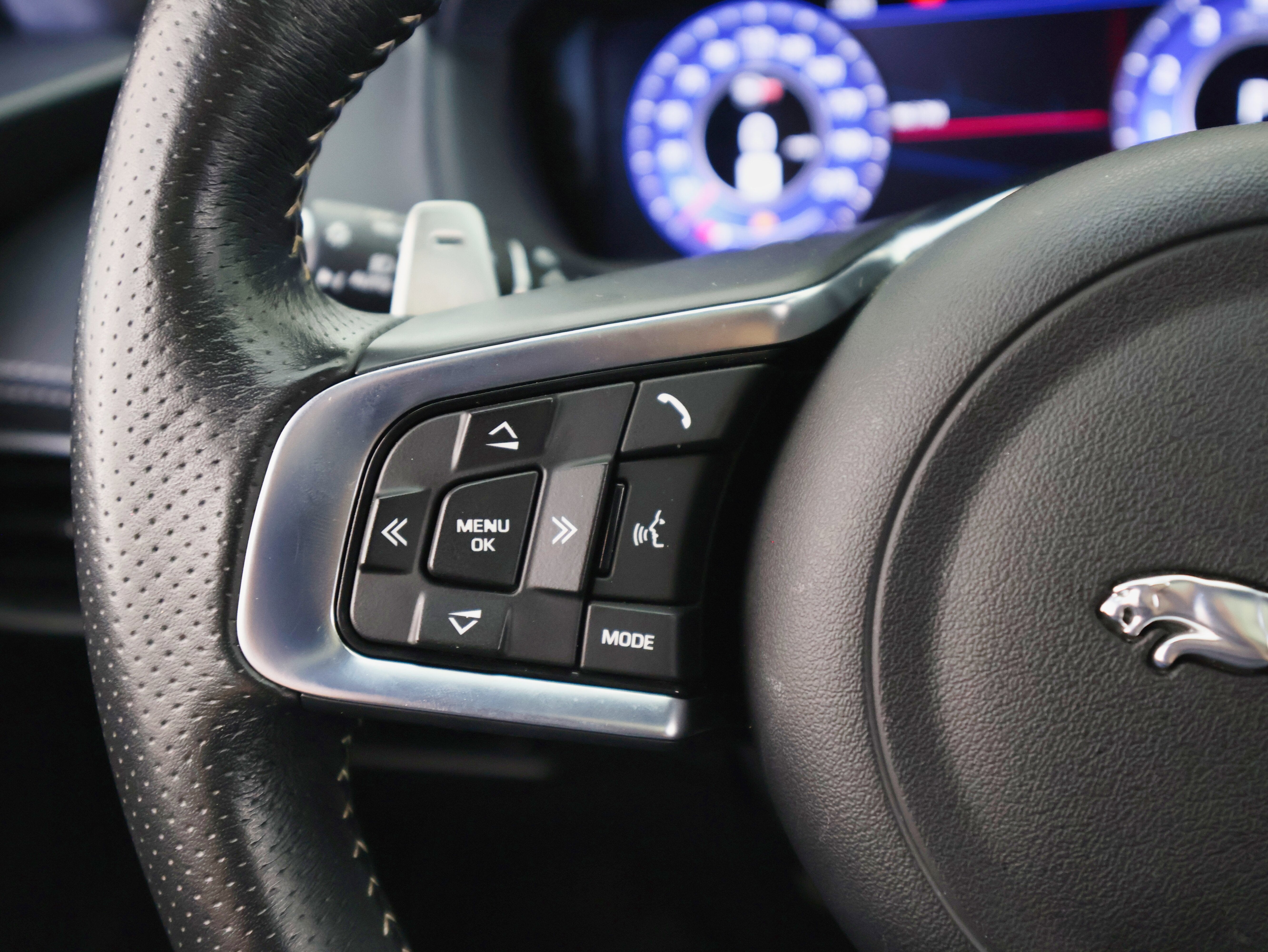 2020 Jaguar F-PACE SVR