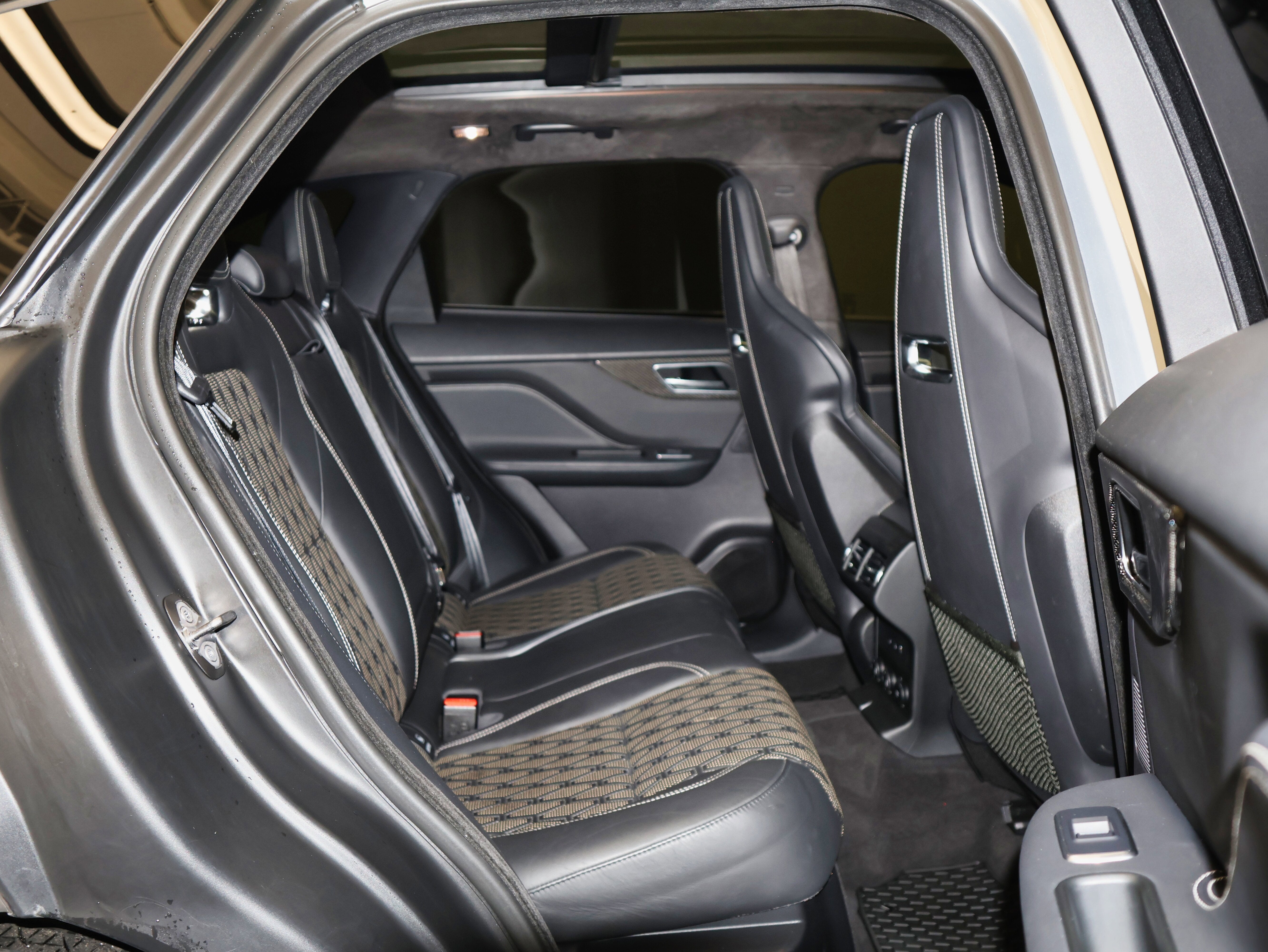 2020 Jaguar F-PACE SVR