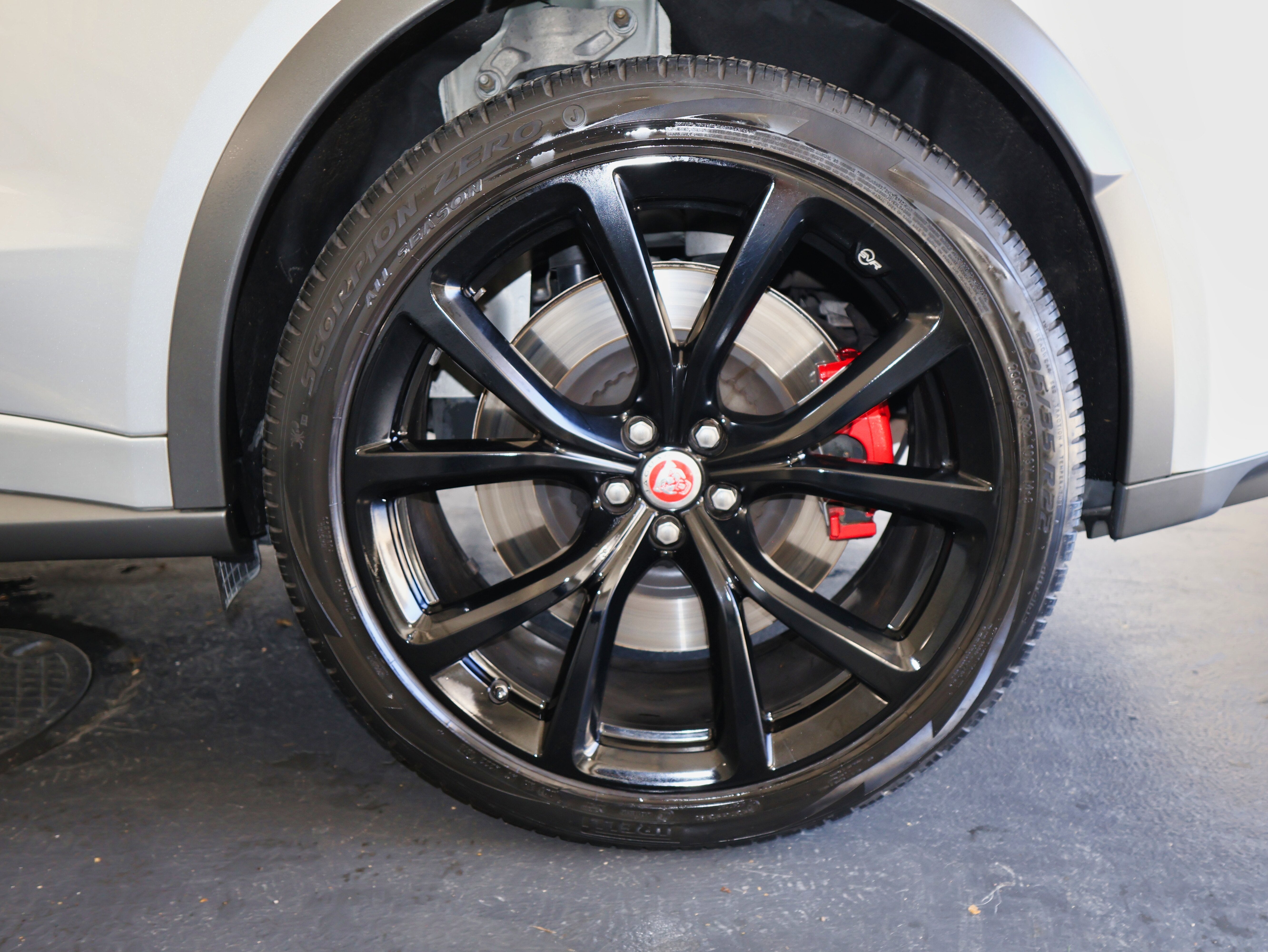 2020 Jaguar F-PACE SVR