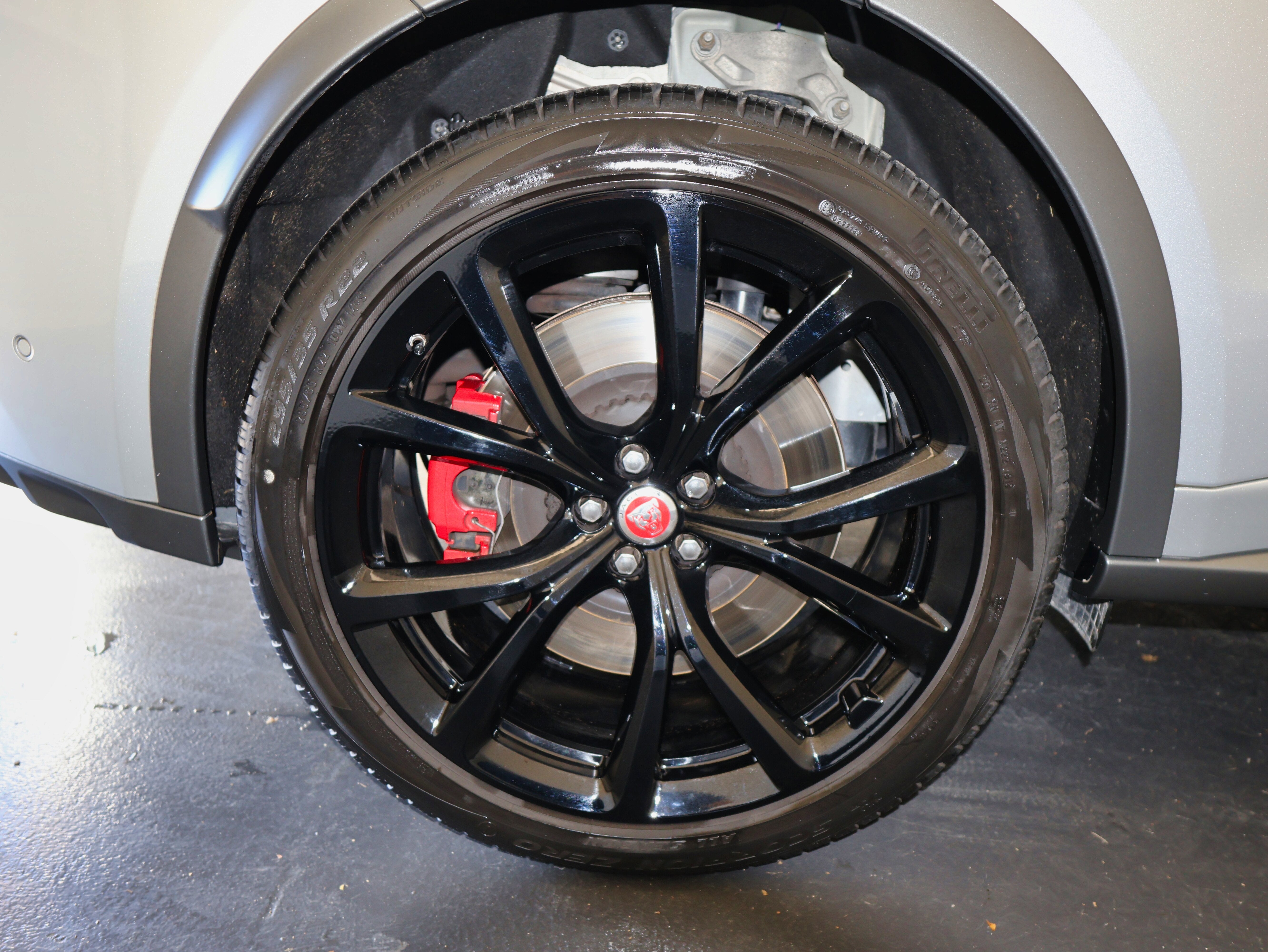 2020 Jaguar F-PACE SVR