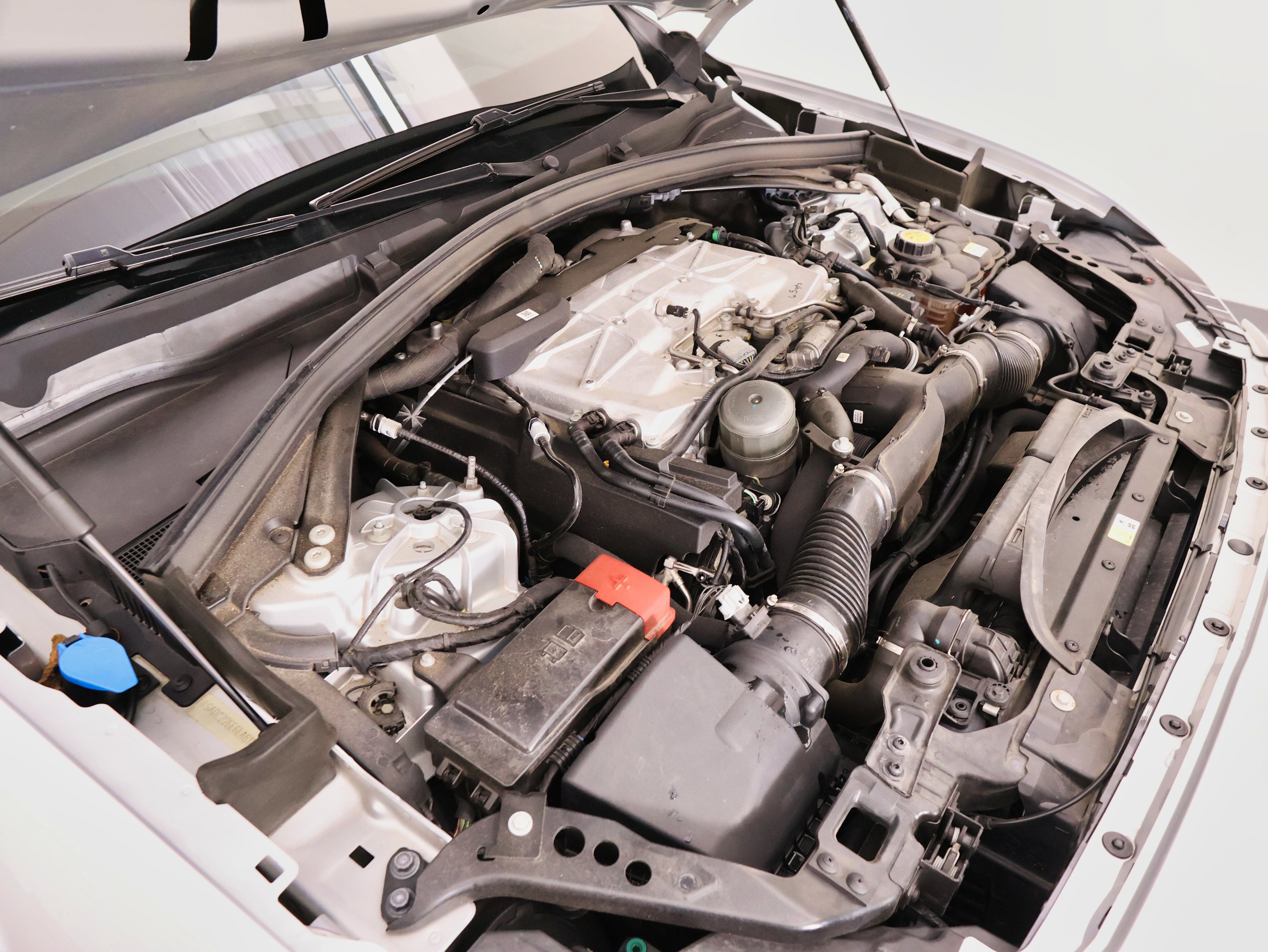 2020 Jaguar F-PACE SVR